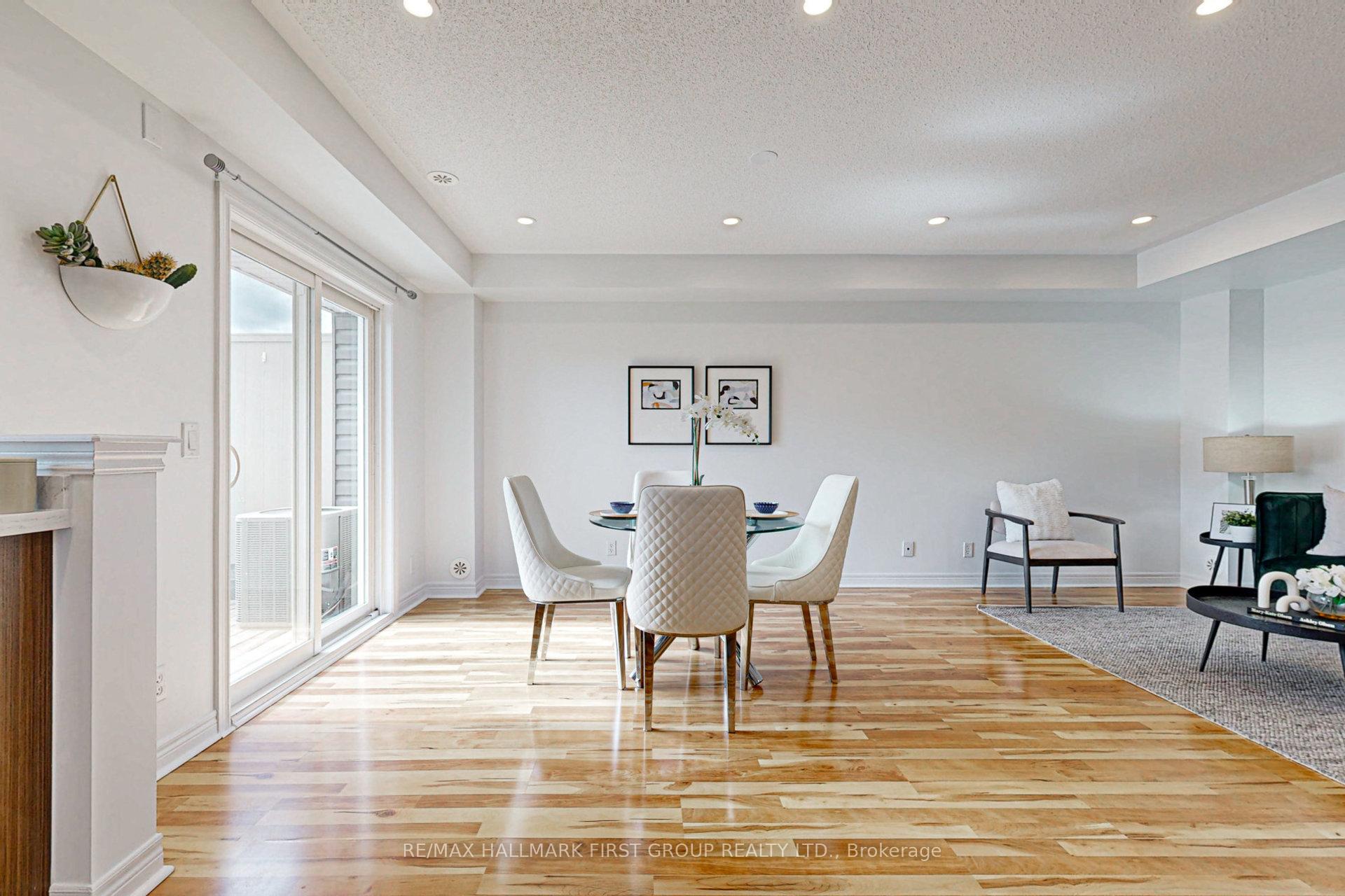 Photo 9 of 90 Tabaret Crescent, Oshawa, Windfields — HOMEH