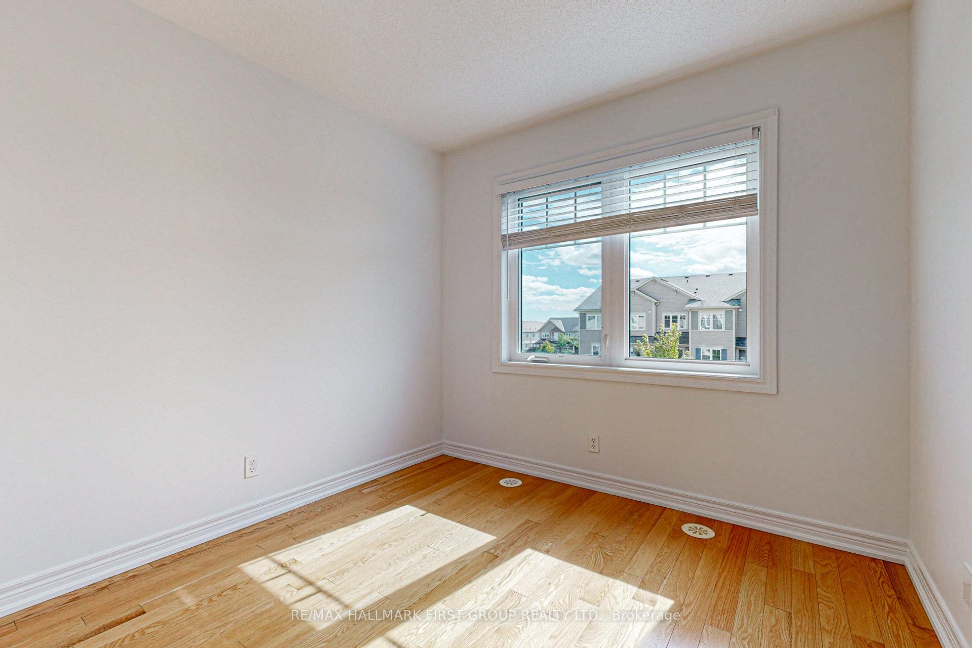 Photo 25 of 90 Tabaret Crescent, Oshawa, Windfields — HOMEH