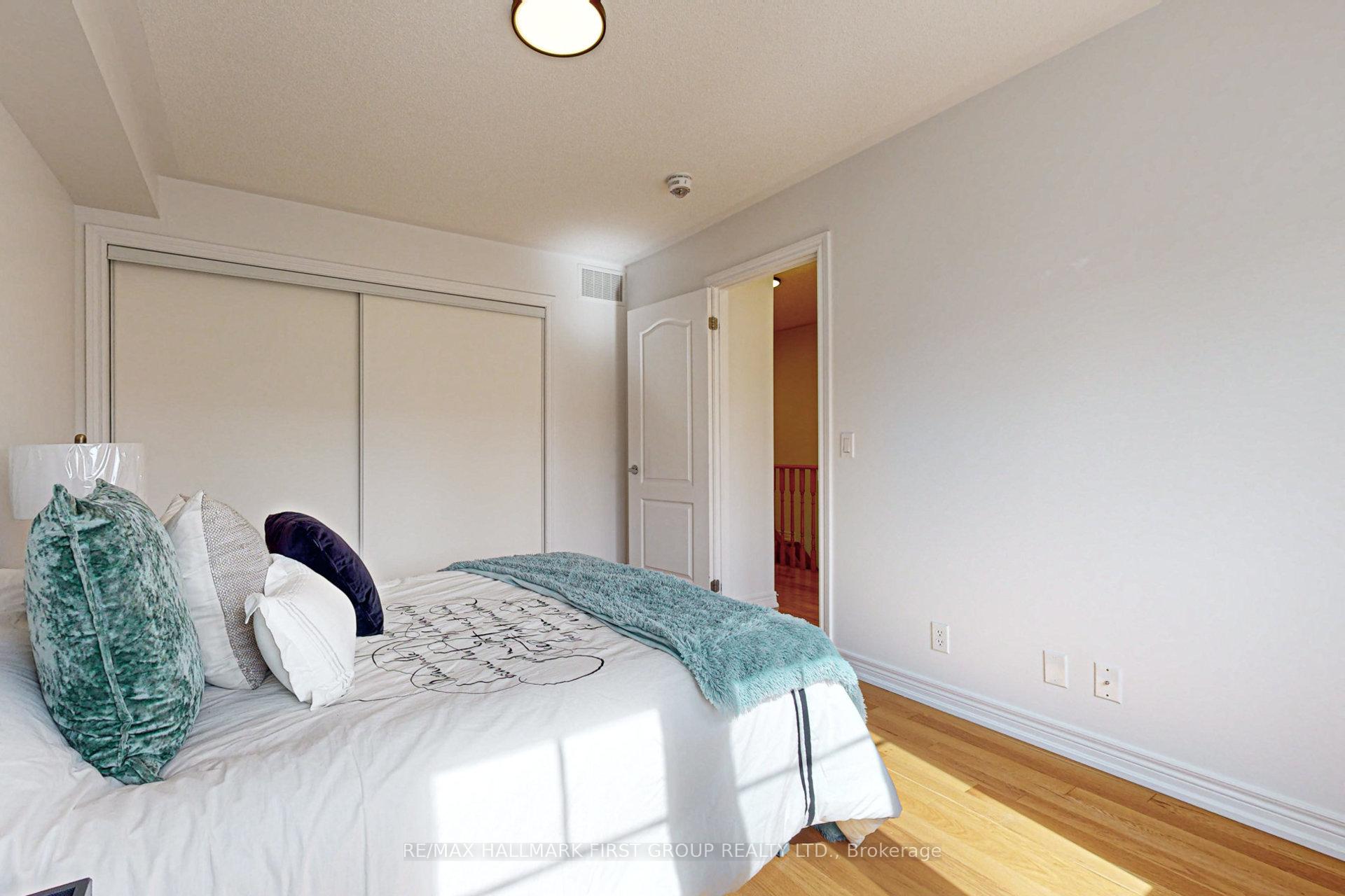 Photo 30 of 90 Tabaret Crescent, Oshawa, Windfields — HOMEH