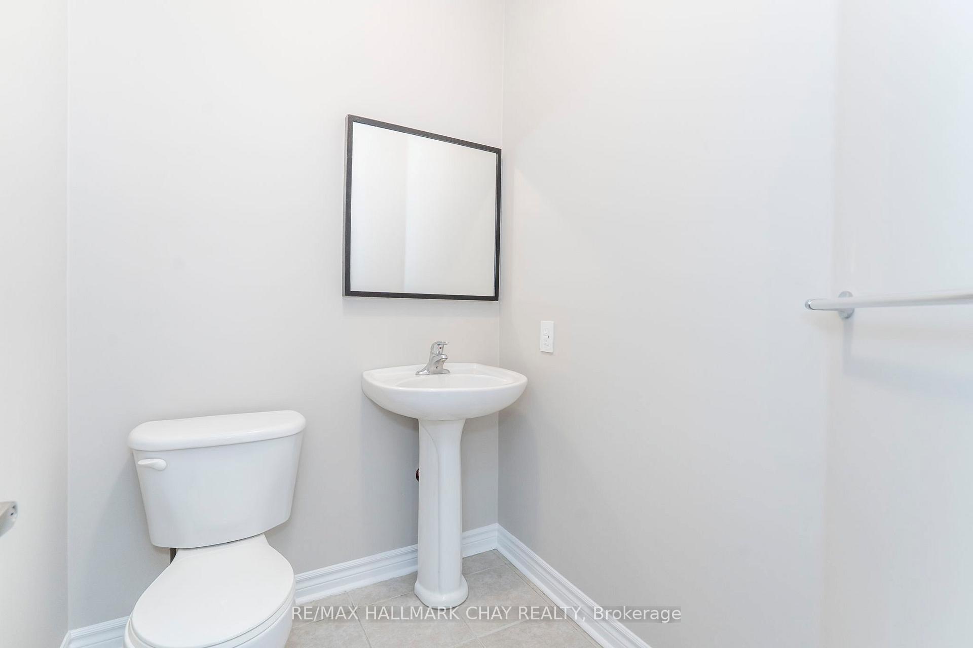 Photo 15 of 22 Arch Brown Court, Barrie, East Bayfield — HOMEH