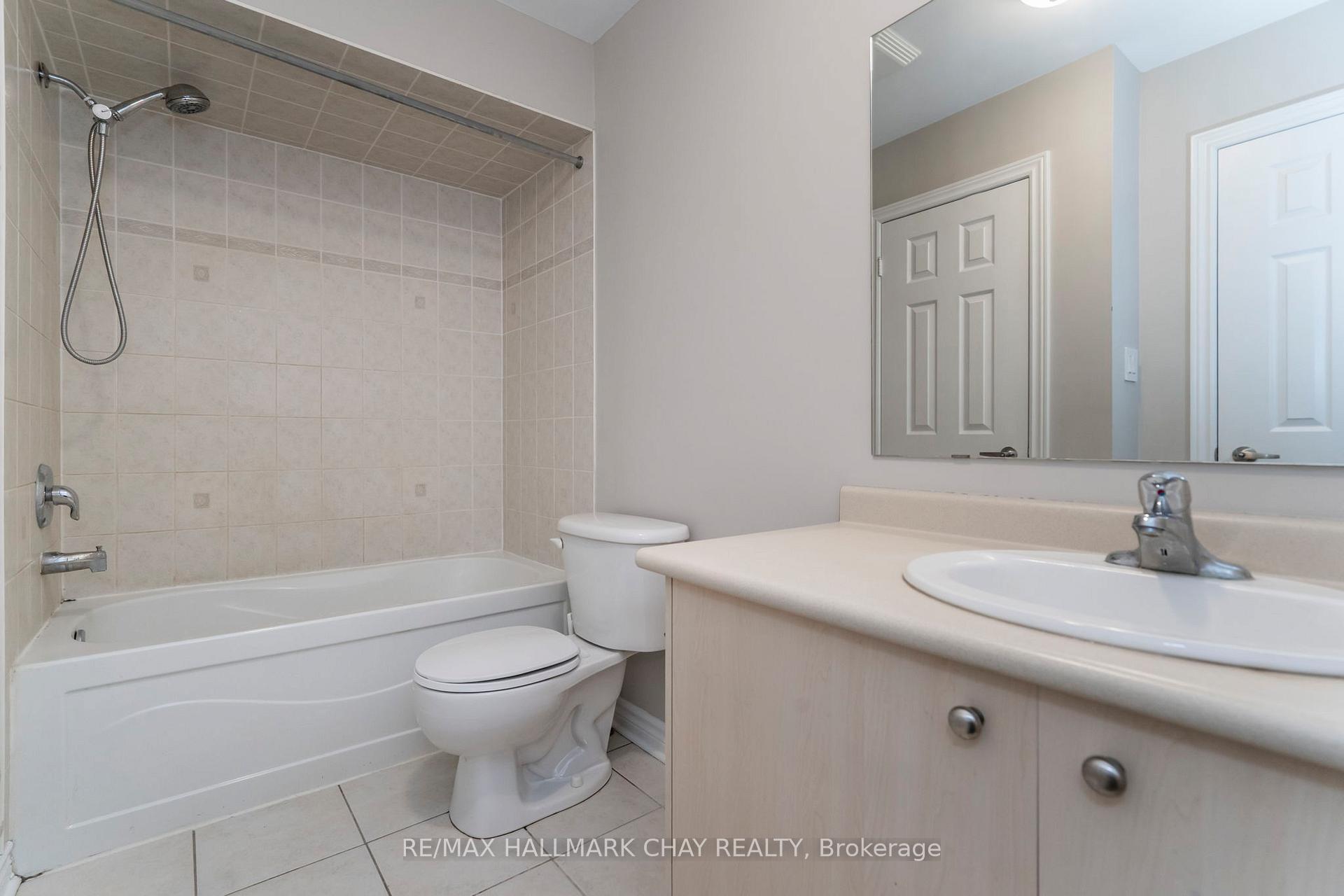 Photo 21 of 22 Arch Brown Court, Barrie, East Bayfield — HOMEH