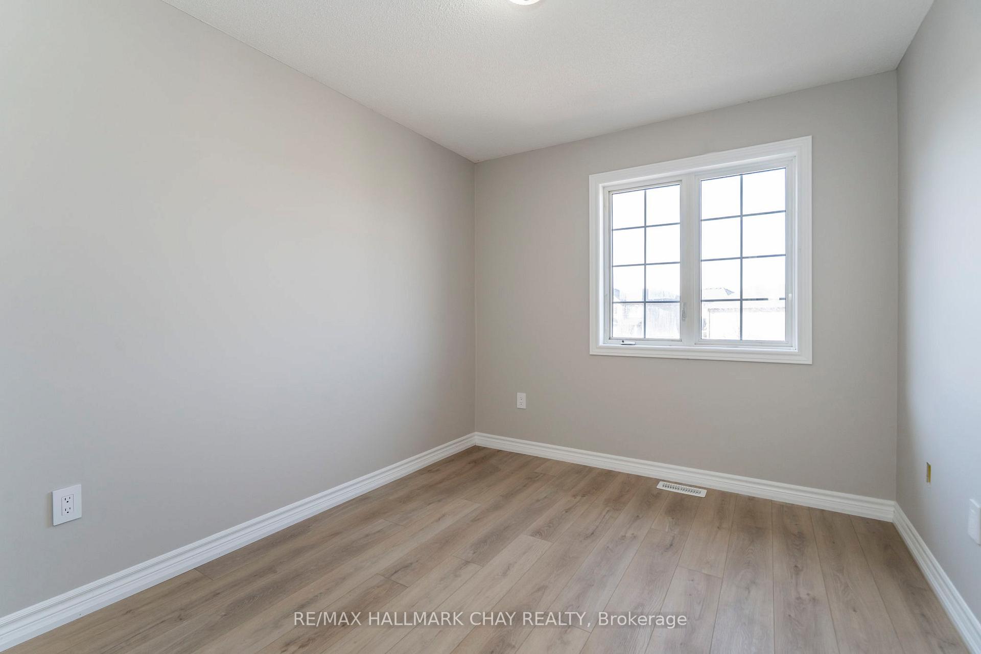 Photo 22 of 22 Arch Brown Court, Barrie, East Bayfield — HOMEH