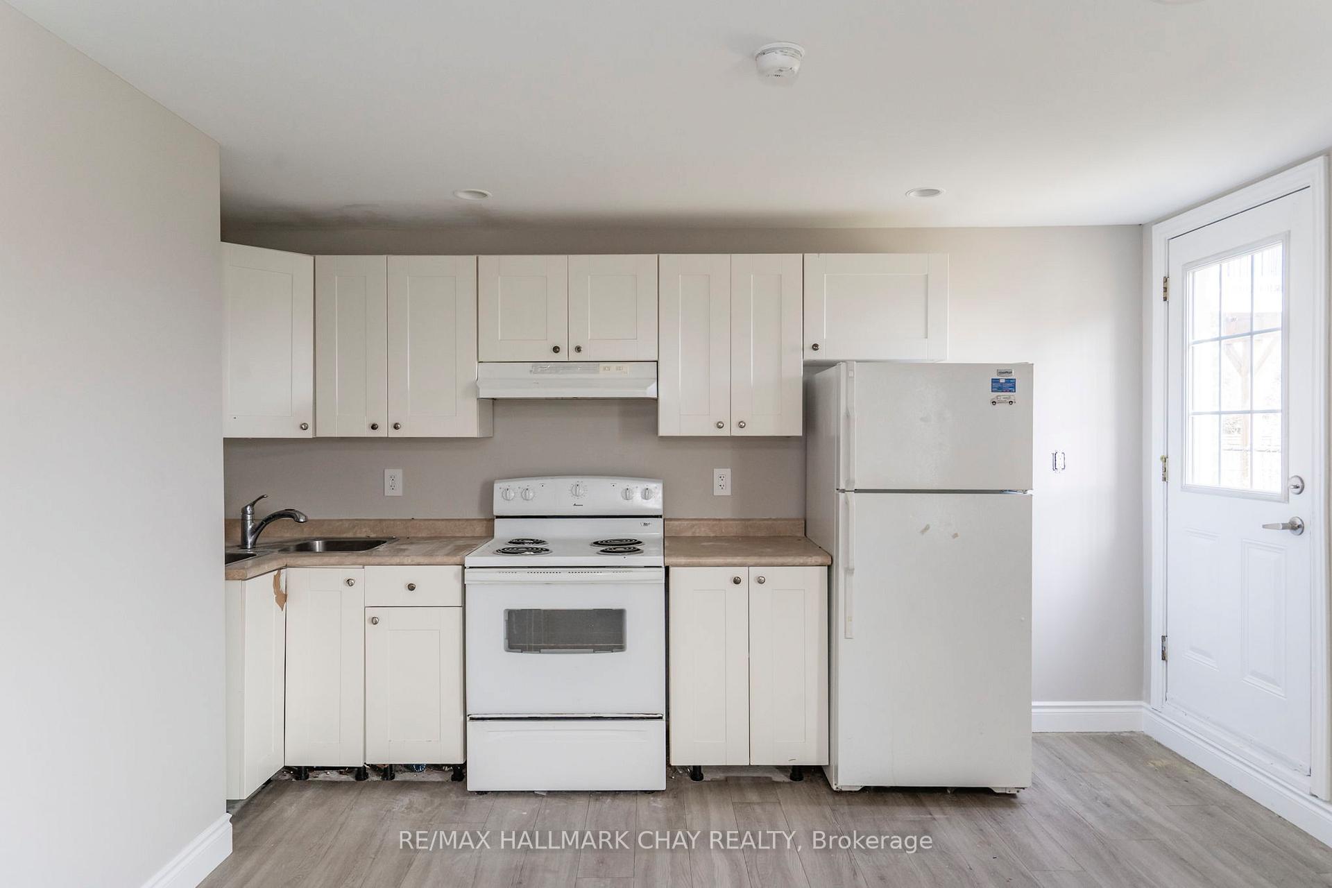 Photo 30 of 22 Arch Brown Court, Barrie, East Bayfield — HOMEH