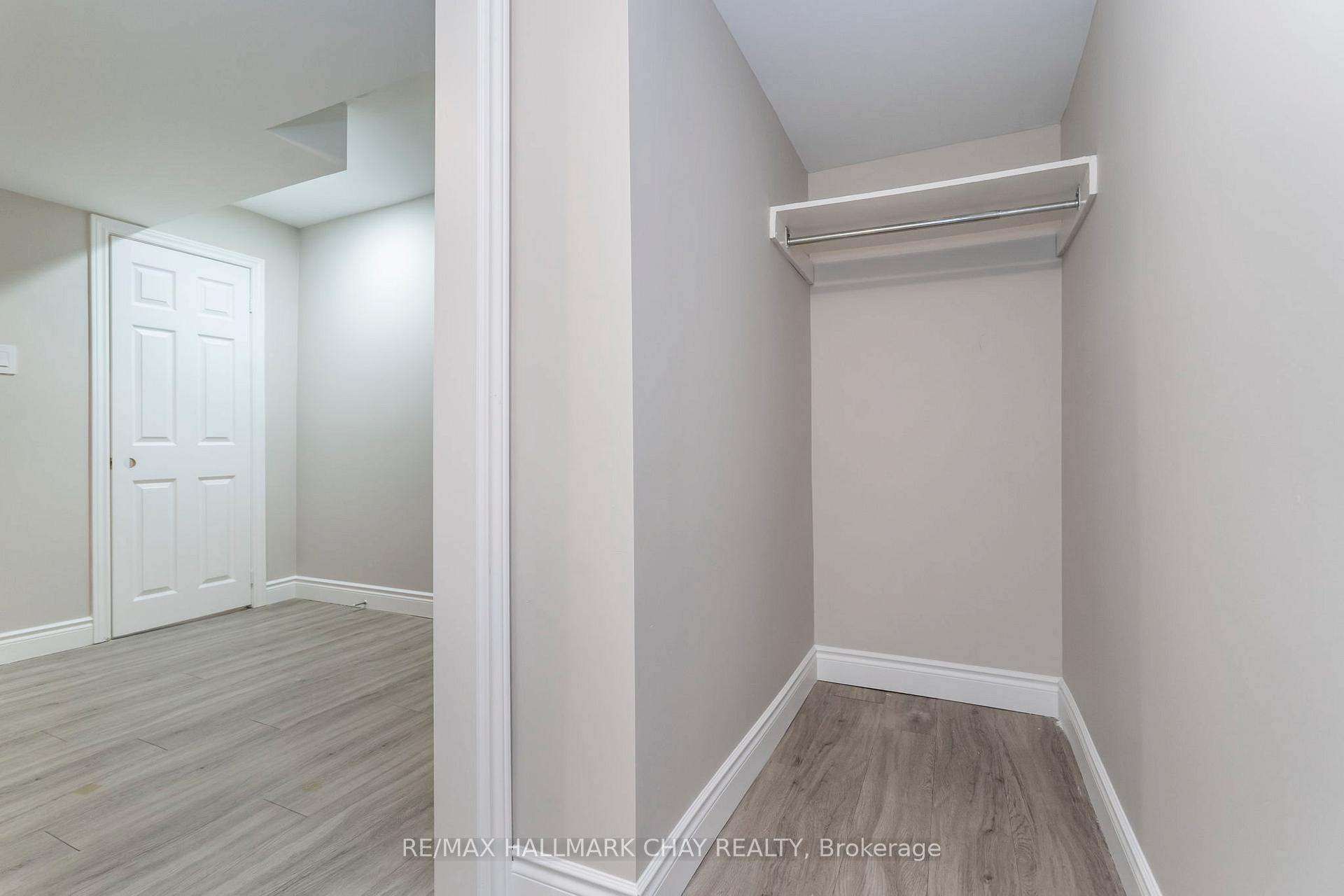 Photo 36 of 22 Arch Brown Court, Barrie, East Bayfield — HOMEH