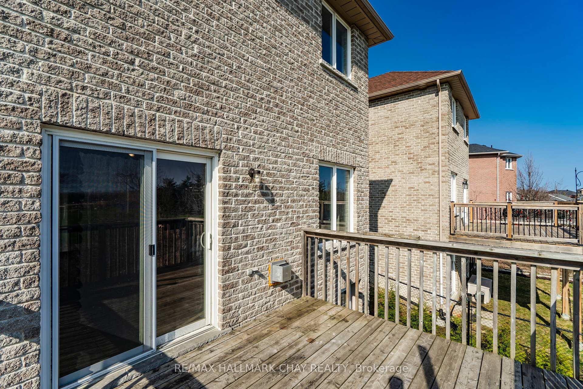 Photo 40 of 22 Arch Brown Court, Barrie, East Bayfield — HOMEH