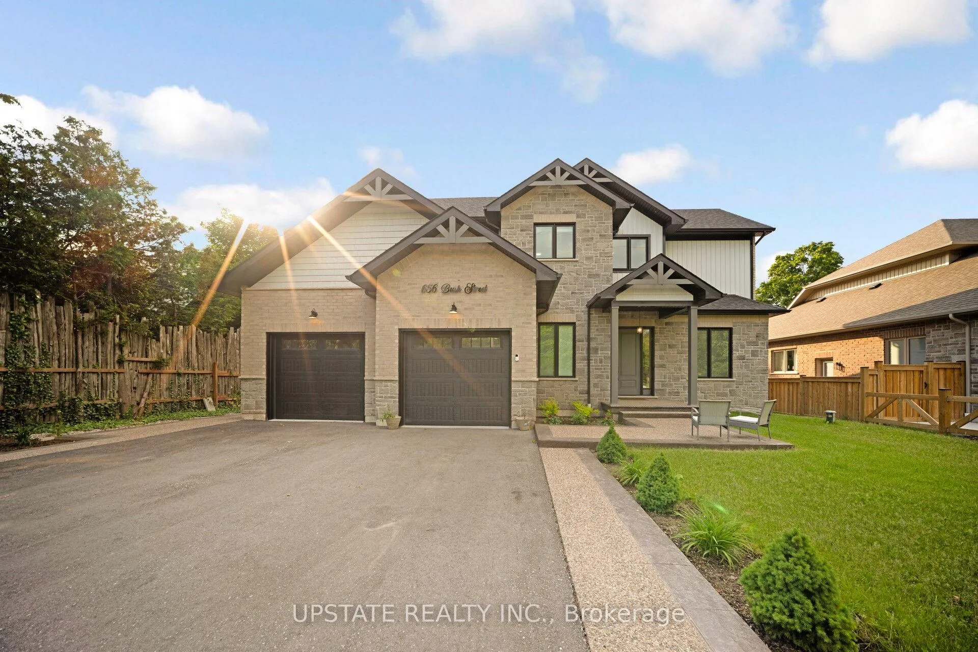 Photo 1 of 656 Bush Street, Caledon, Rural Caledon — HOMEH