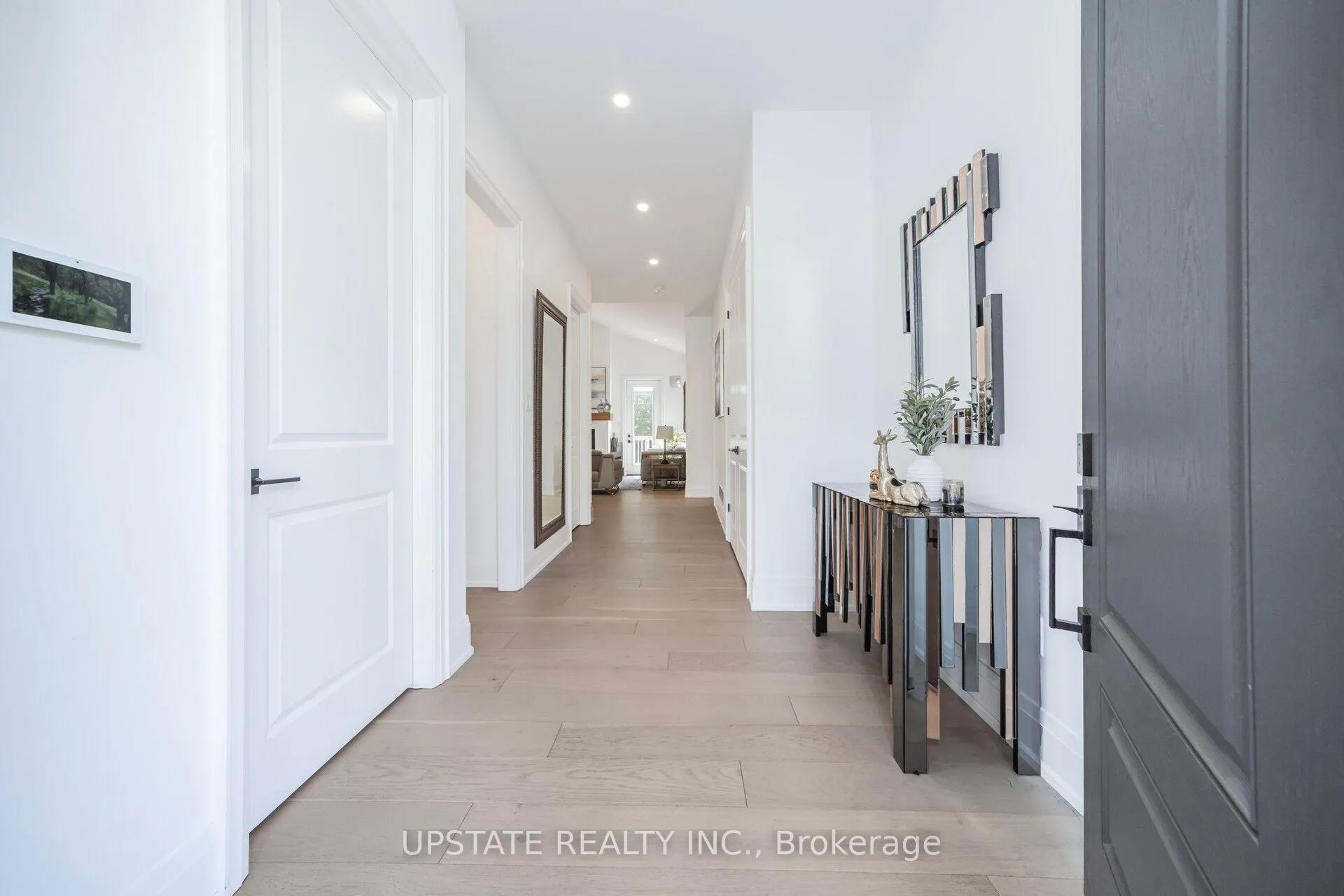 Photo 3 of 656 Bush Street, Caledon, Rural Caledon — HOMEH