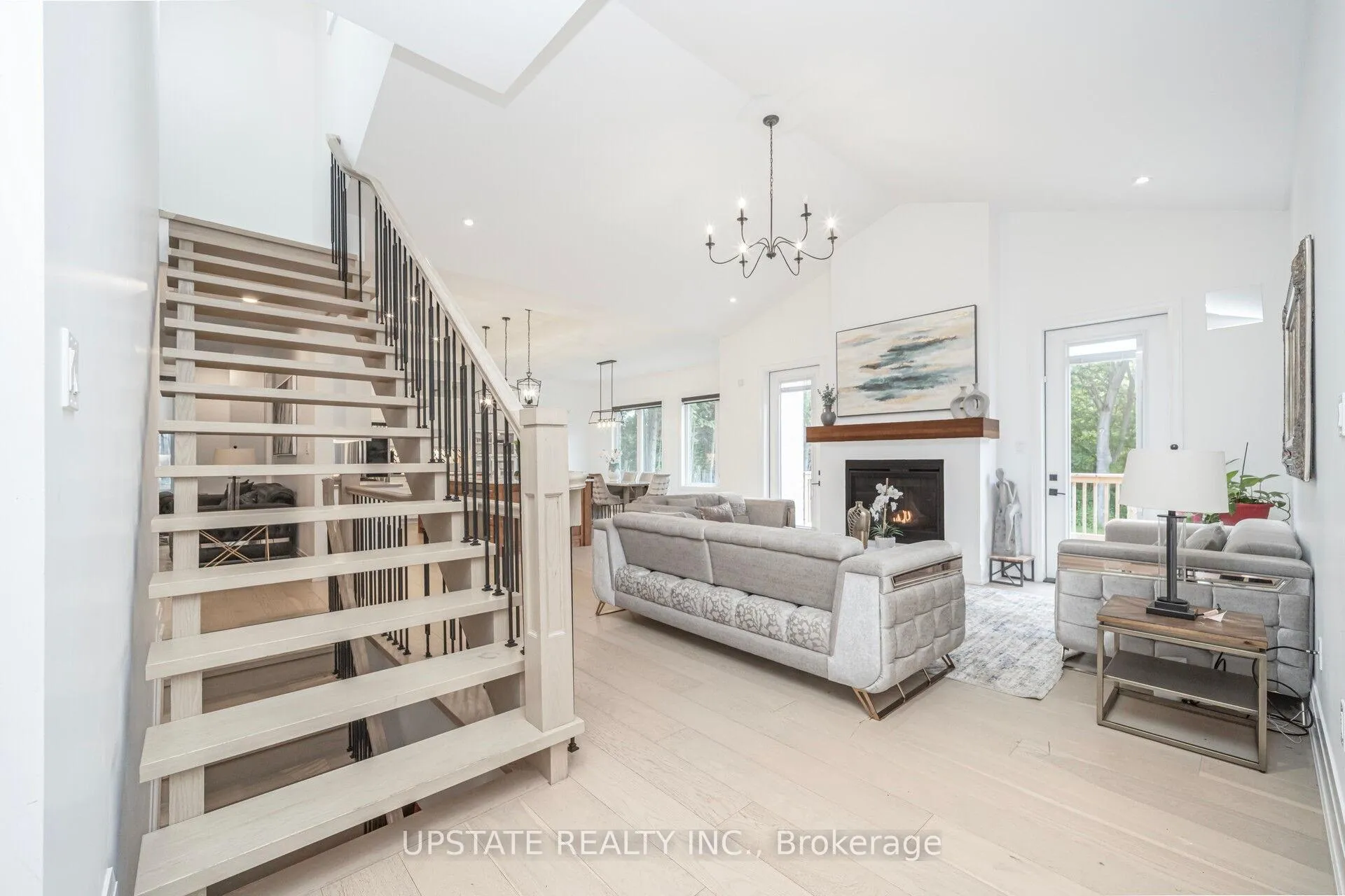 Photo 7 of 656 Bush Street, Caledon, Rural Caledon — HOMEH