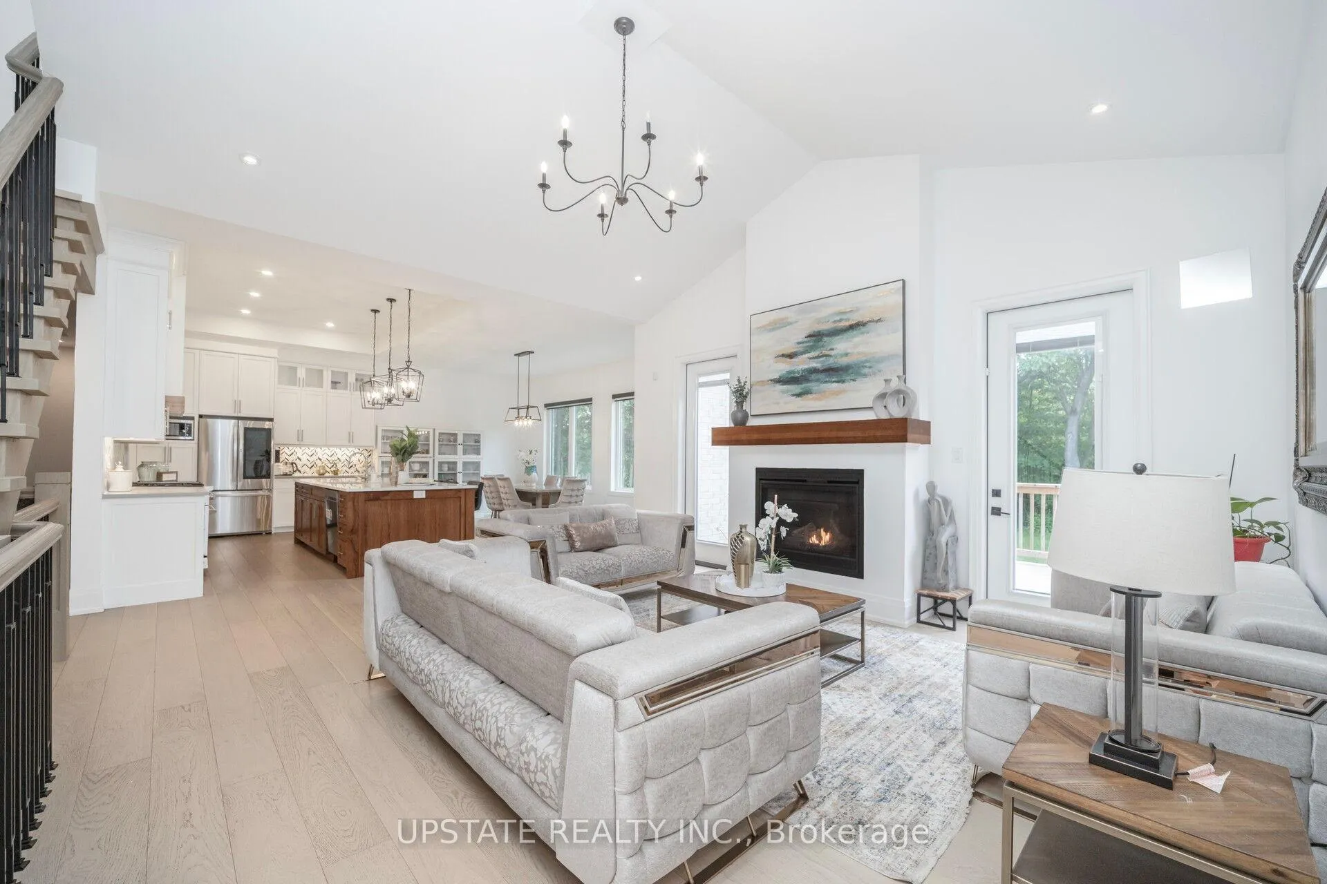 Photo 8 of 656 Bush Street, Caledon, Rural Caledon — HOMEH