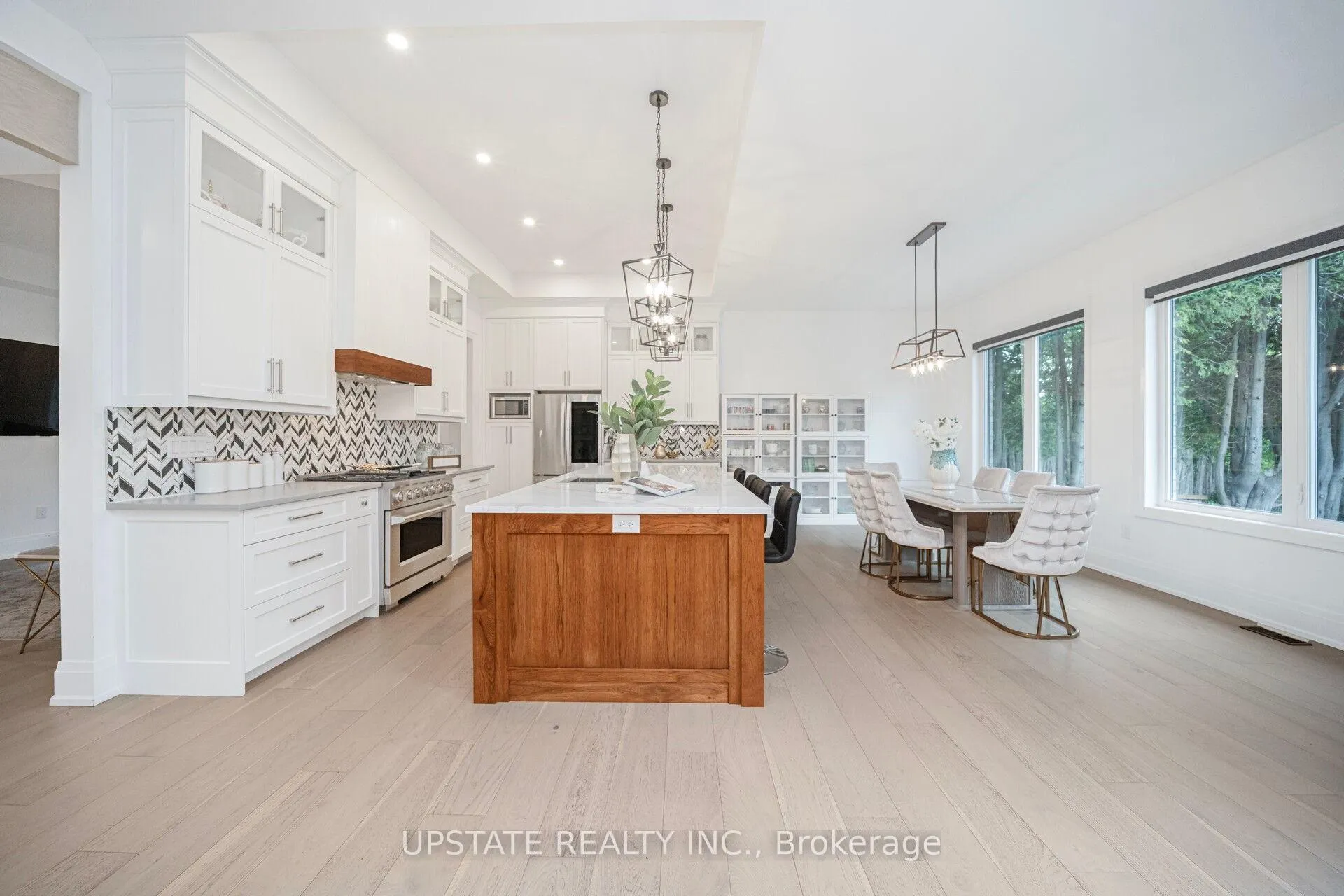 Photo 12 of 656 Bush Street, Caledon, Rural Caledon — HOMEH