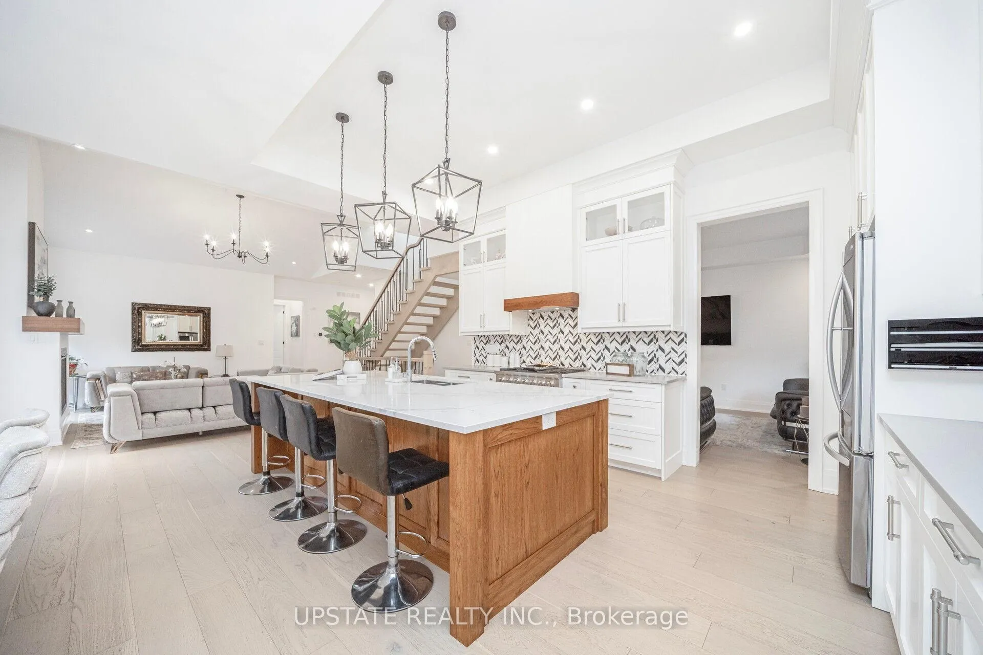Photo 15 of 656 Bush Street, Caledon, Rural Caledon — HOMEH