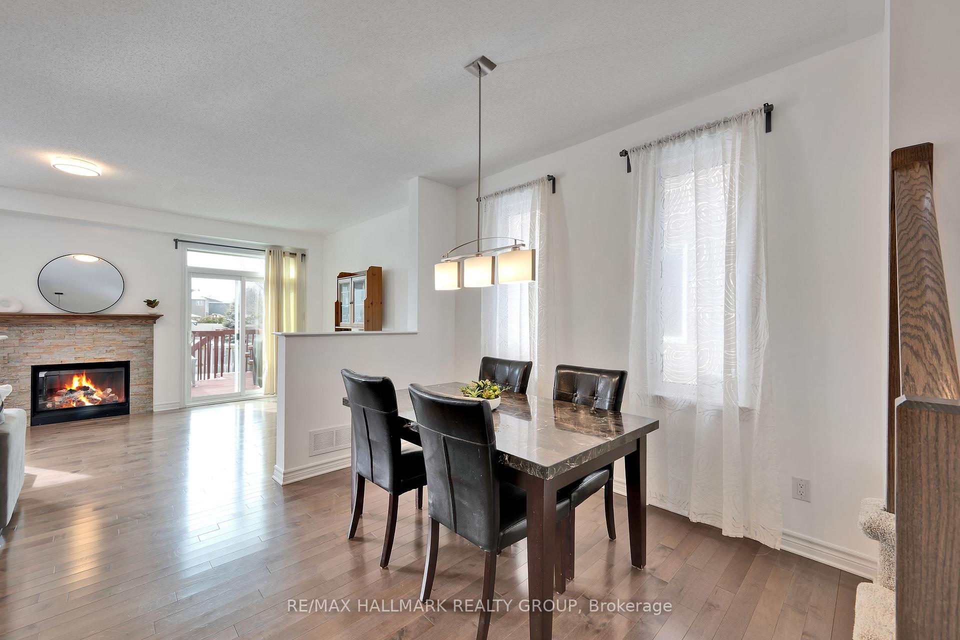 Photo 10 of 1111 Cobble Hill Drive S, Ottawa, Barrhaven - Cedargrove/Fraserdale — HOMEH