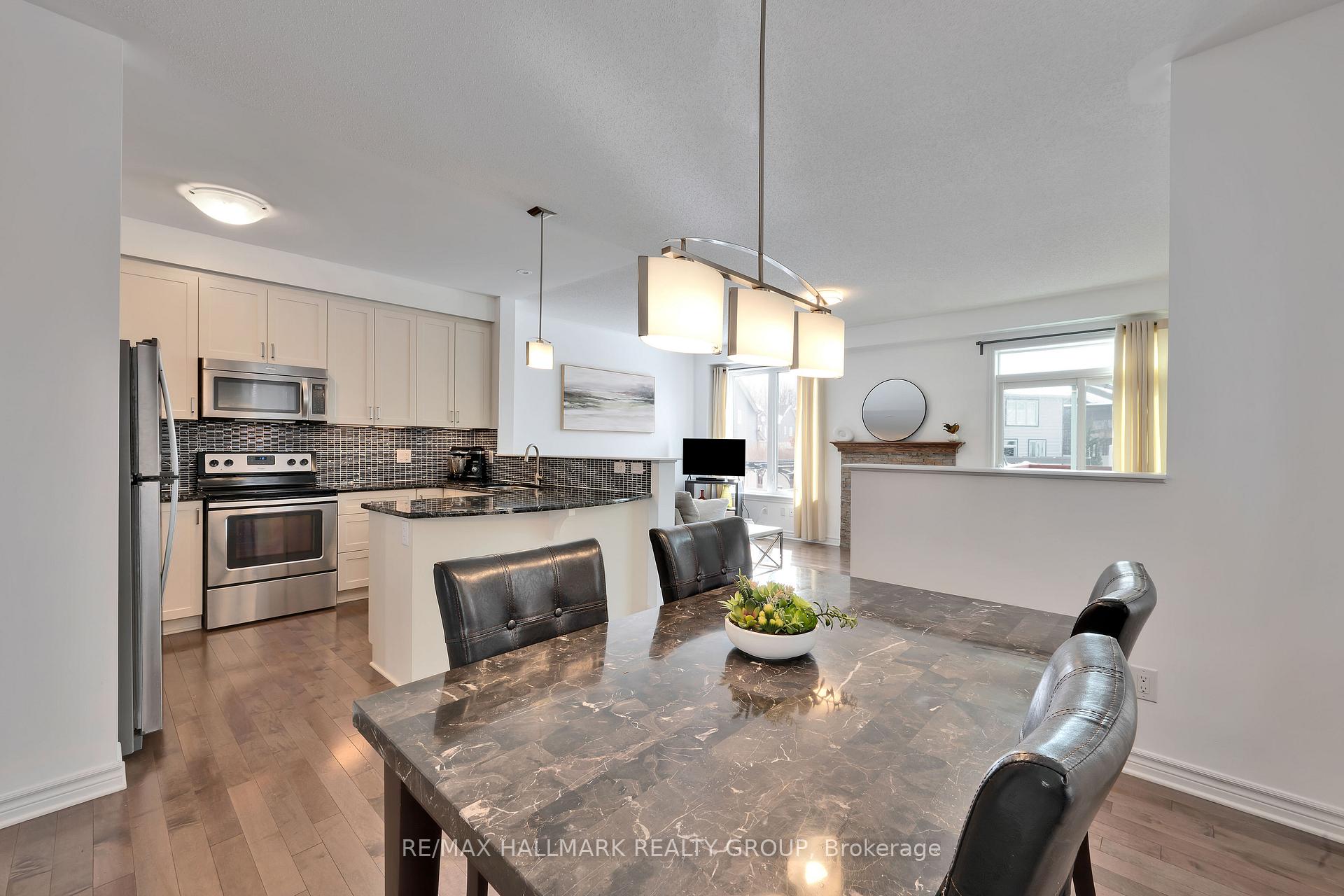 Photo 11 of 1111 Cobble Hill Drive S, Ottawa, Barrhaven - Cedargrove/Fraserdale — HOMEH
