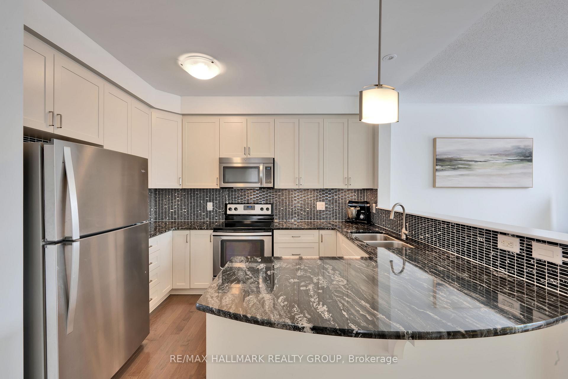 Photo 12 of 1111 Cobble Hill Drive S, Ottawa, Barrhaven - Cedargrove/Fraserdale — HOMEH
