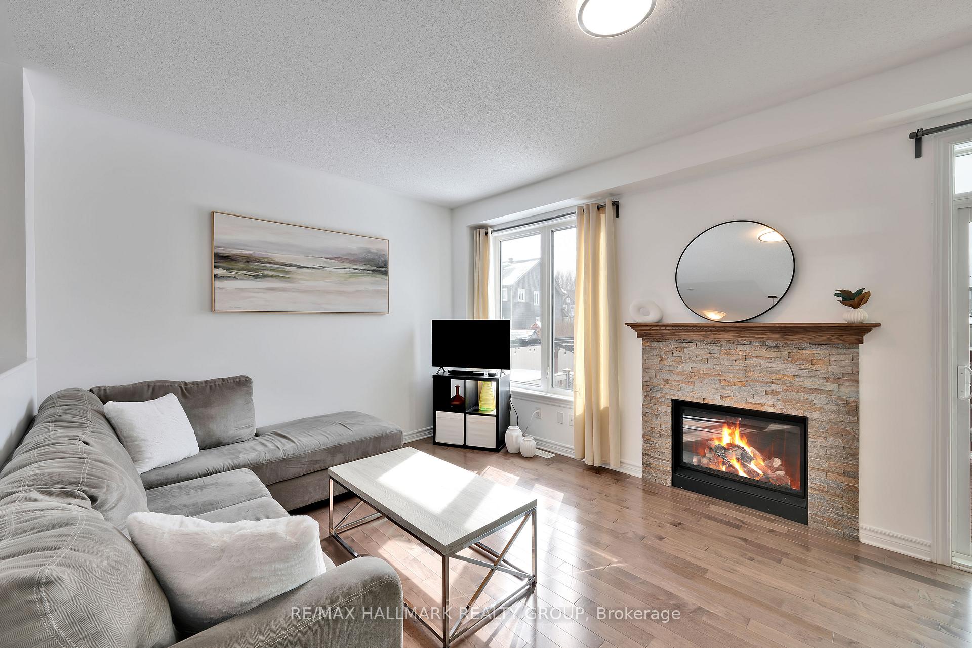 Photo 15 of 1111 Cobble Hill Drive S, Ottawa, Barrhaven - Cedargrove/Fraserdale — HOMEH