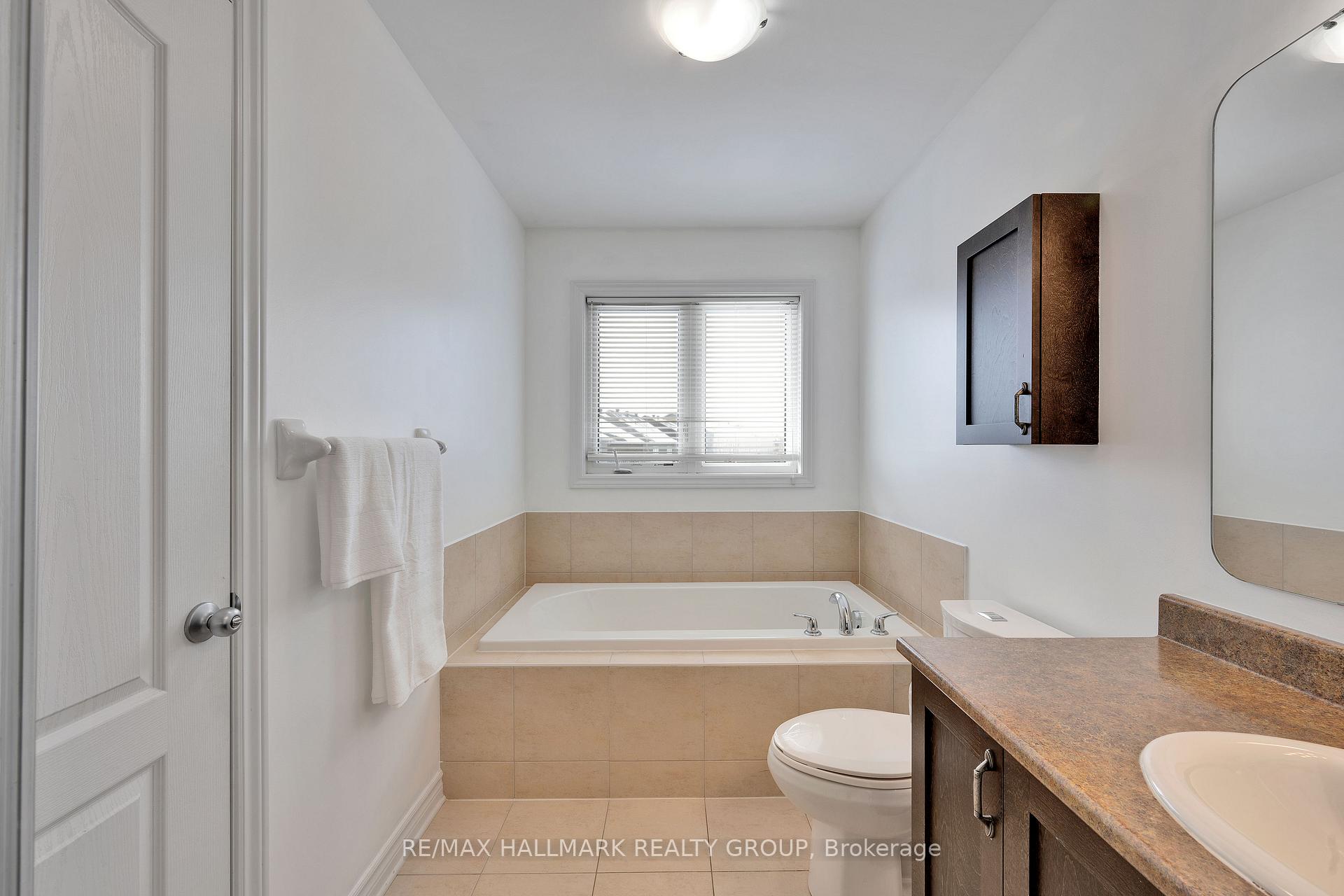 Photo 29 of 1111 Cobble Hill Drive S, Ottawa, Barrhaven - Cedargrove/Fraserdale — HOMEH