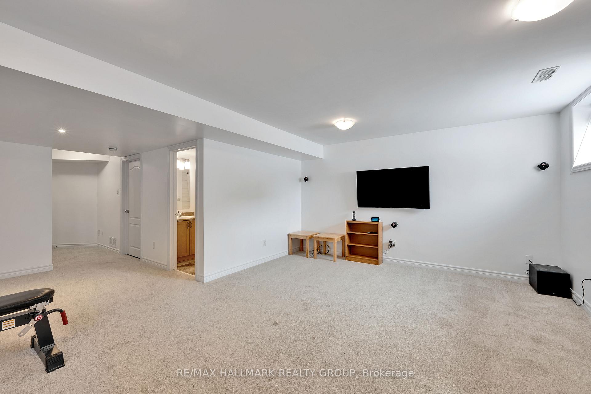 Photo 32 of 1111 Cobble Hill Drive S, Ottawa, Barrhaven - Cedargrove/Fraserdale — HOMEH
