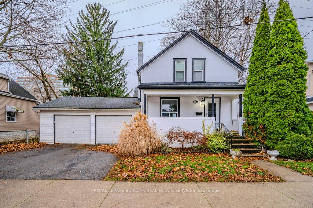 Photo 1 of 574 Clark Avenue, Burlington, Brant — HOMEH