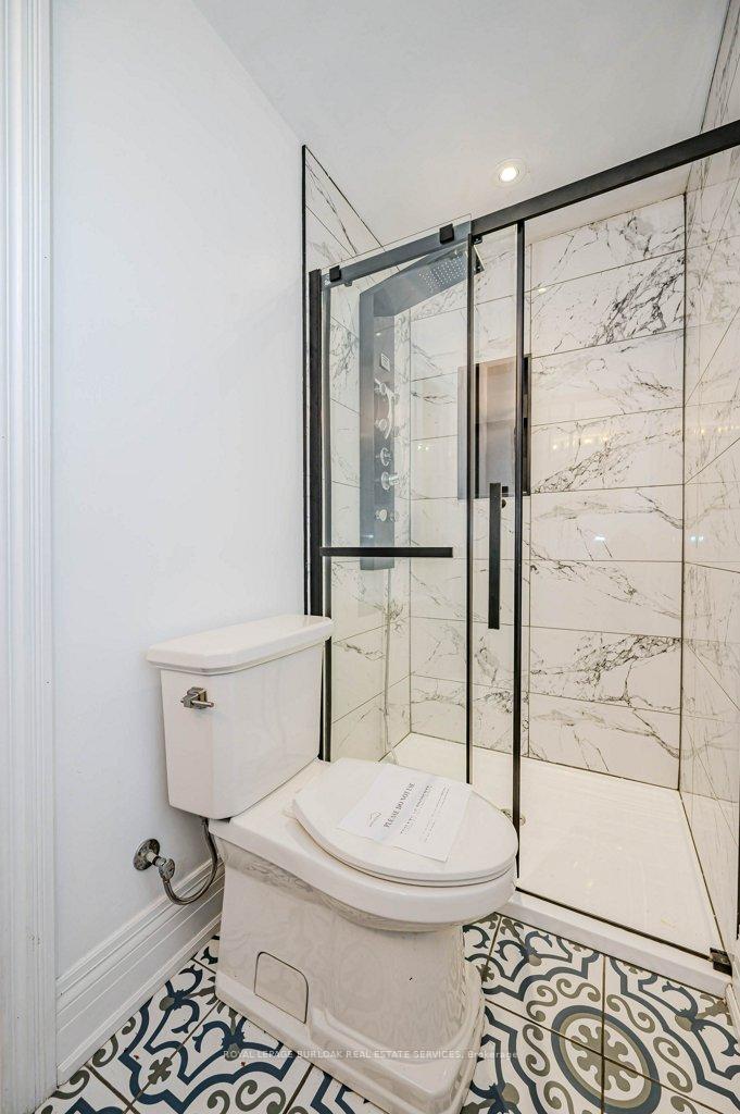 Photo 20 of 574 Clark Avenue, Burlington, Brant — HOMEH