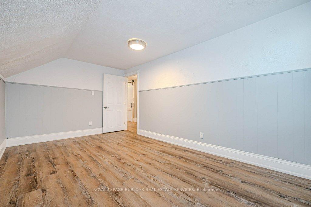 Photo 25 of 574 Clark Avenue, Burlington, Brant — HOMEH