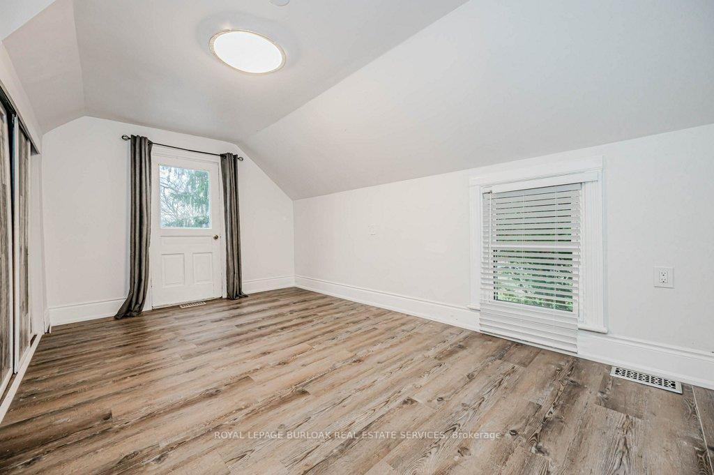 Photo 28 of 574 Clark Avenue, Burlington, Brant — HOMEH