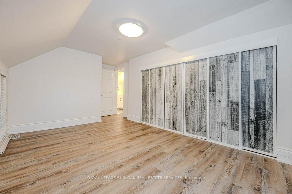 Photo 29 of 574 Clark Avenue, Burlington, Brant — HOMEH