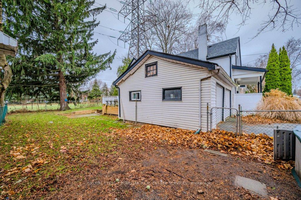 Photo 36 of 574 Clark Avenue, Burlington, Brant — HOMEH