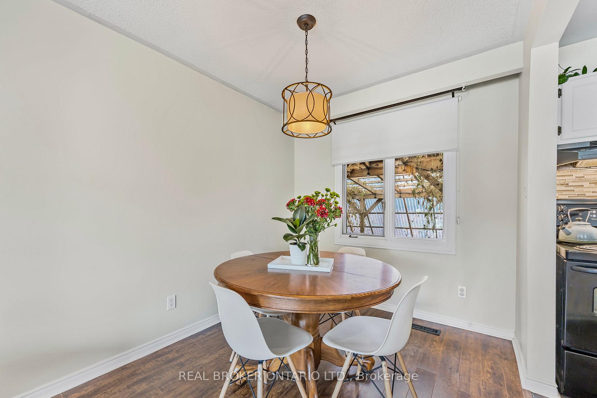 Photo 12 of 12 Curtiss Court, Barrie, Grove East — HOMEH