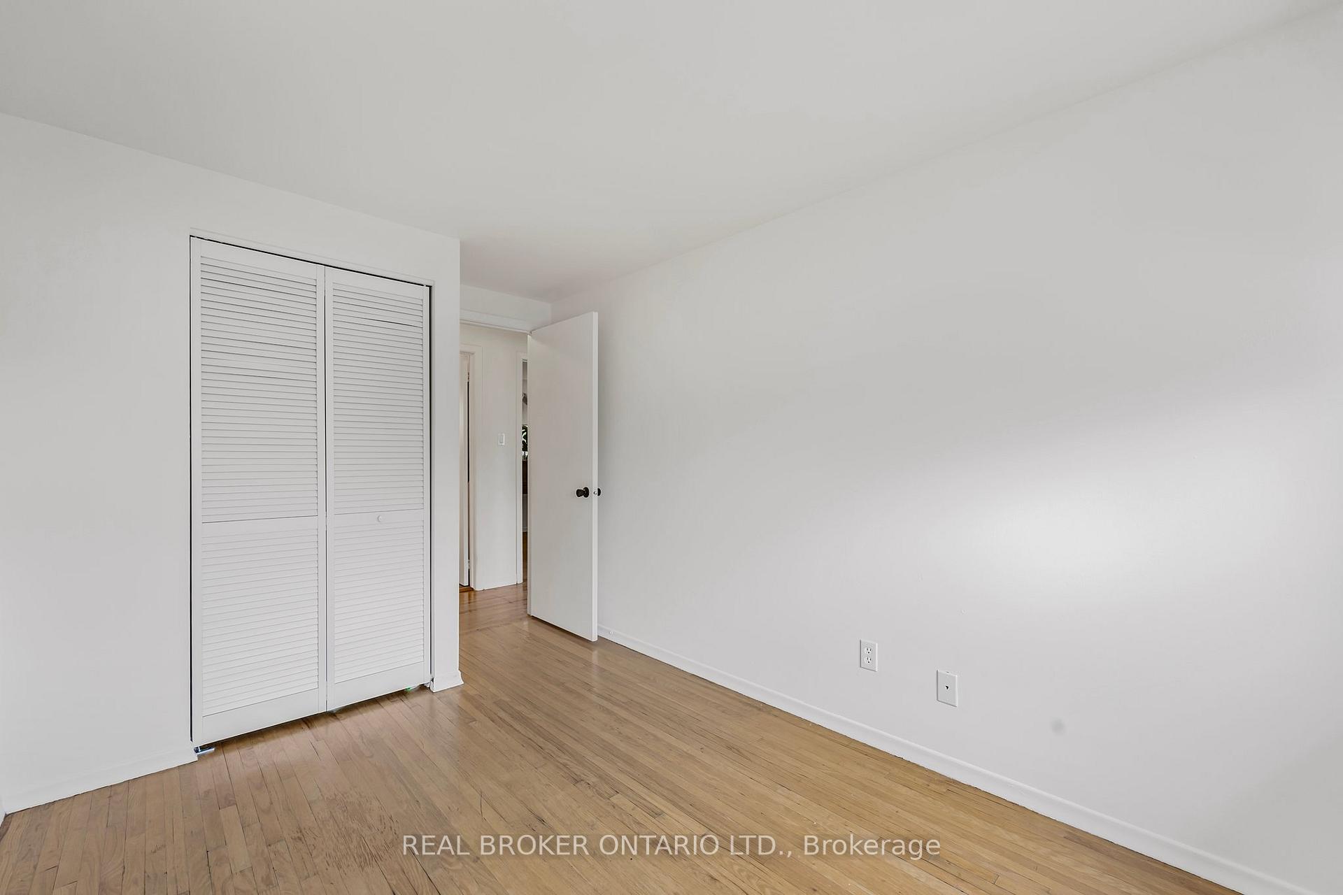 Photo 25 of 12 Curtiss Court, Barrie, Grove East — HOMEH