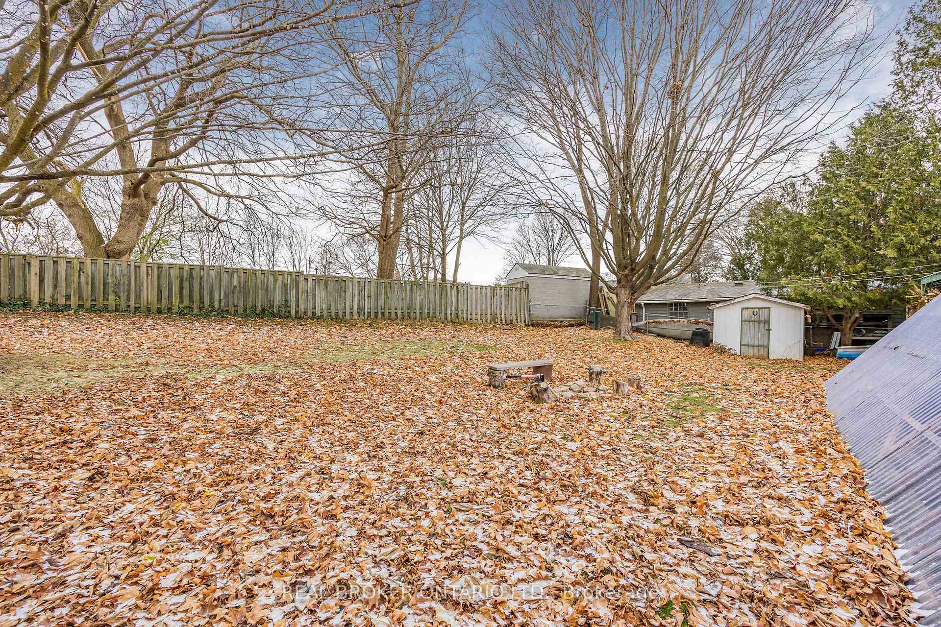Photo 36 of 12 Curtiss Court, Barrie, Grove East — HOMEH