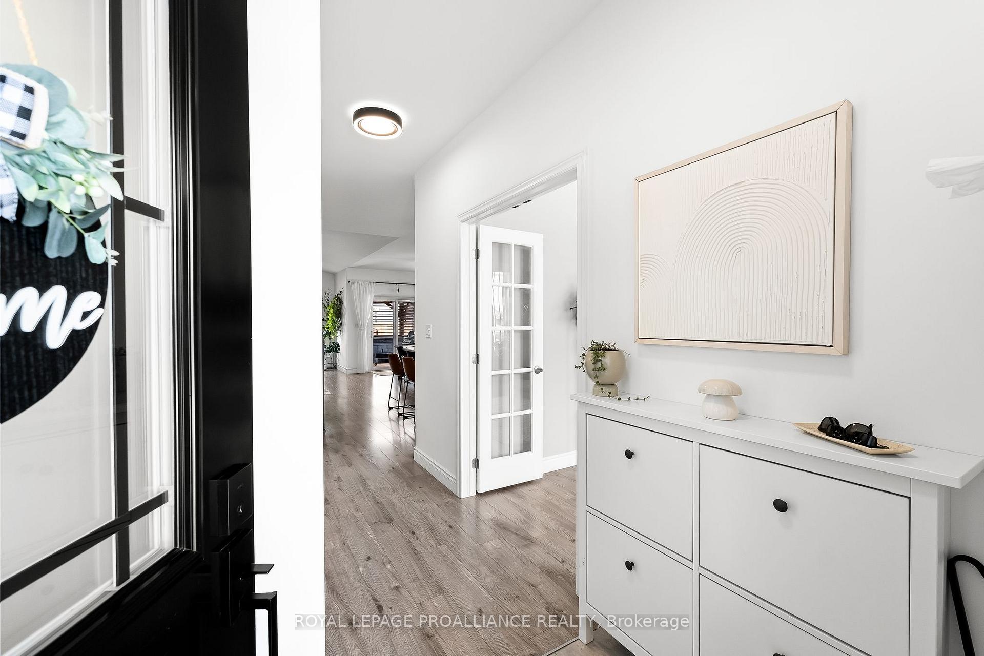 Photo 5 of 74 Deacon Place, Belleville, Belleville Ward — HOMEH