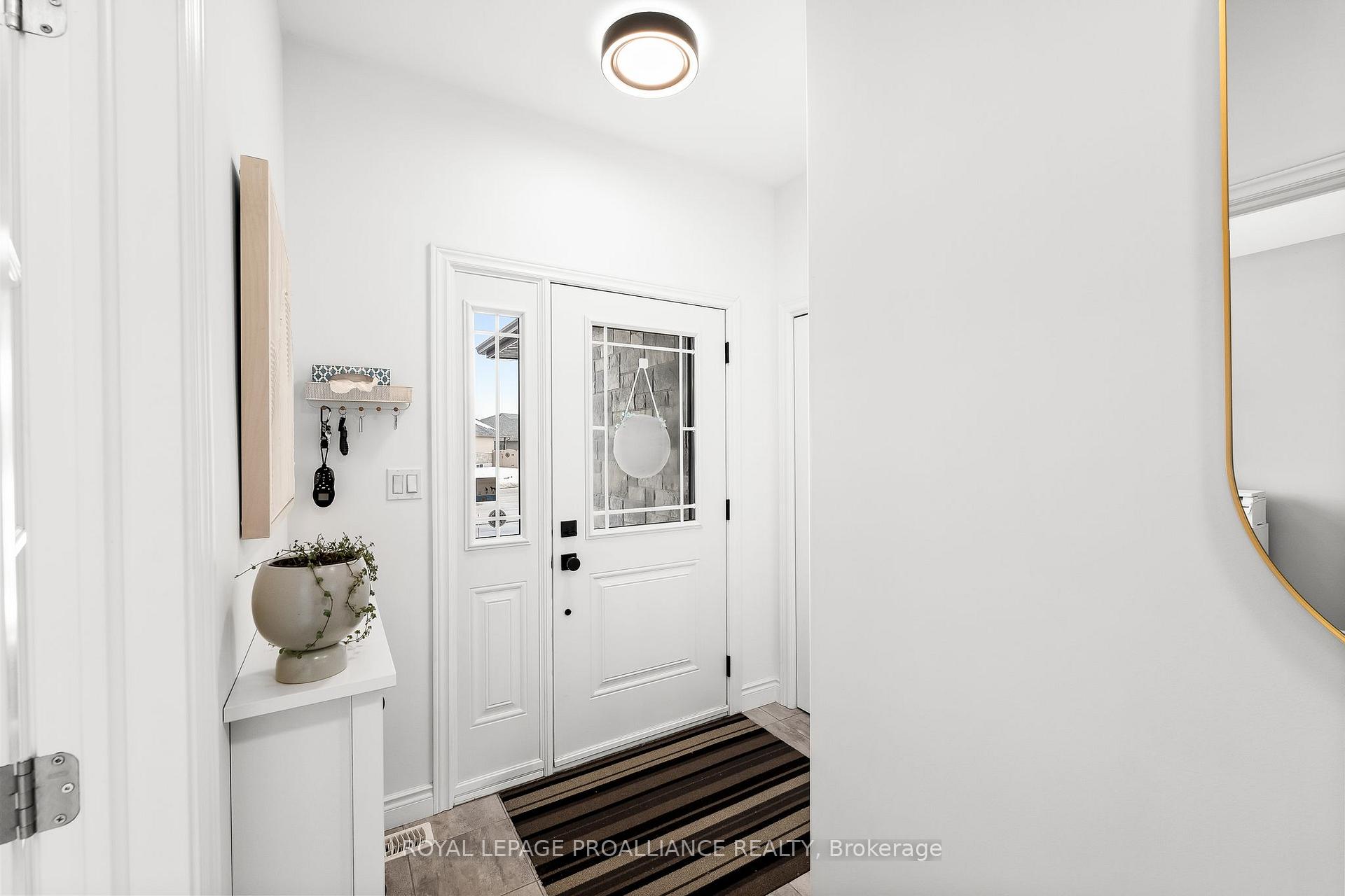 Photo 6 of 74 Deacon Place, Belleville, Belleville Ward — HOMEH