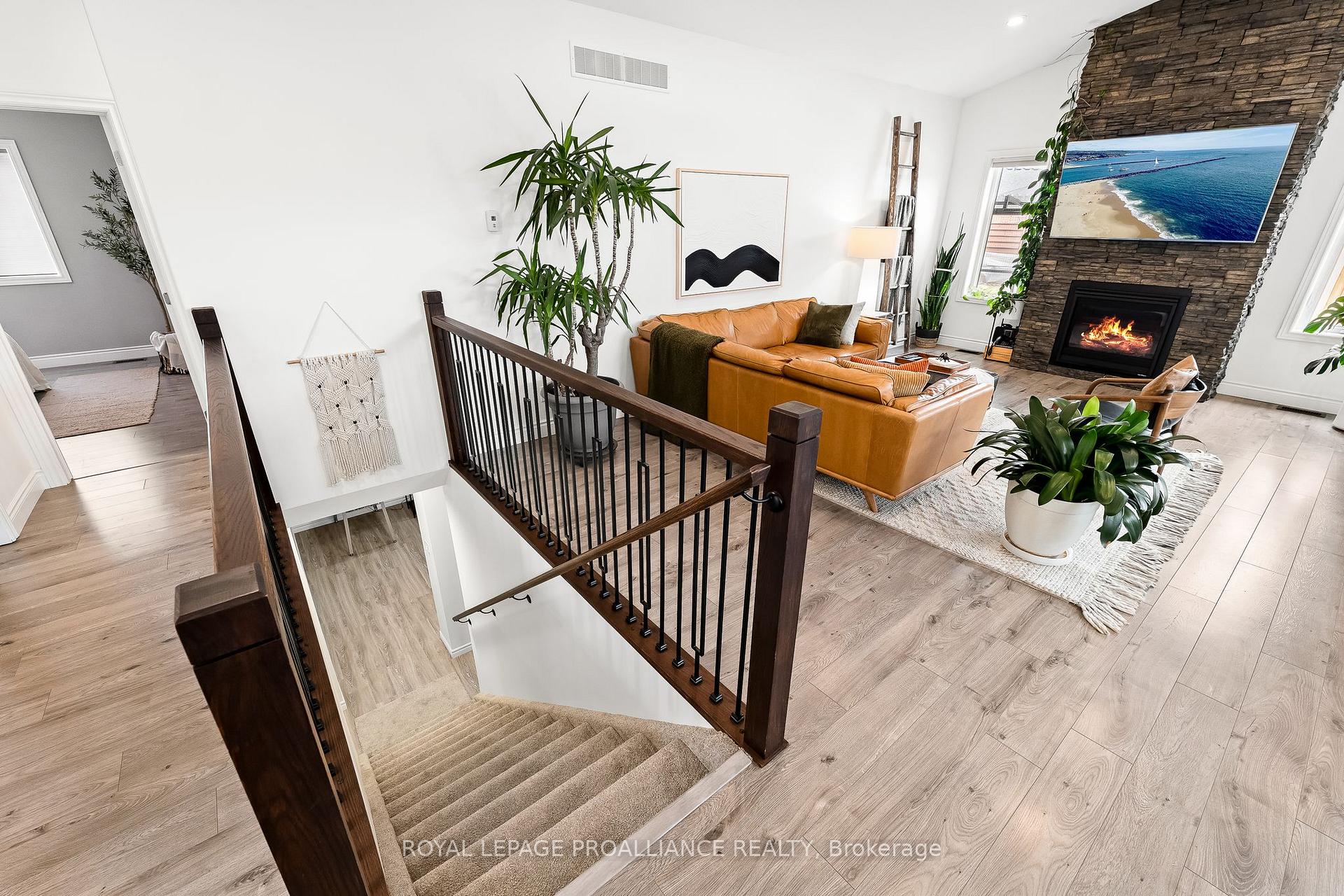 Photo 27 of 74 Deacon Place, Belleville, Belleville Ward — HOMEH