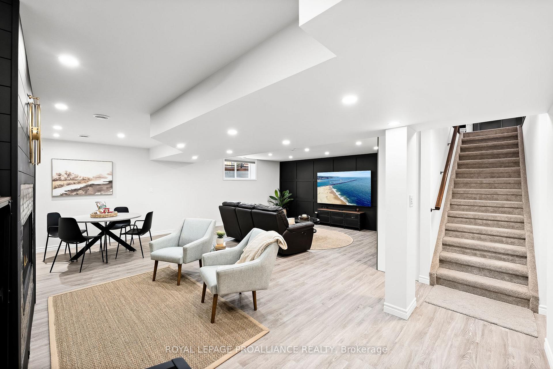 Photo 26 of 74 Deacon Place, Belleville, Belleville Ward — HOMEH