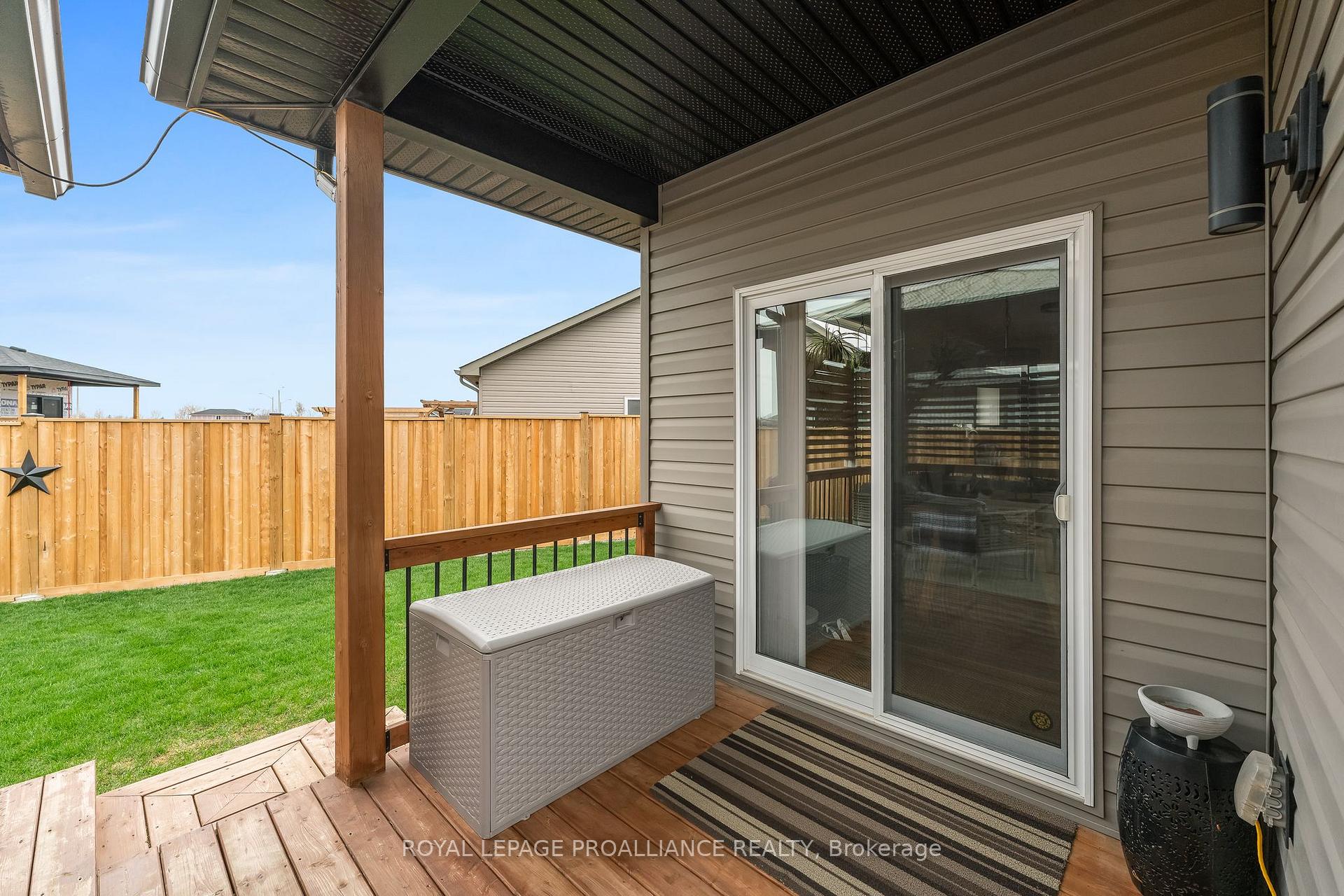 Photo 38 of 74 Deacon Place, Belleville, Belleville Ward — HOMEH