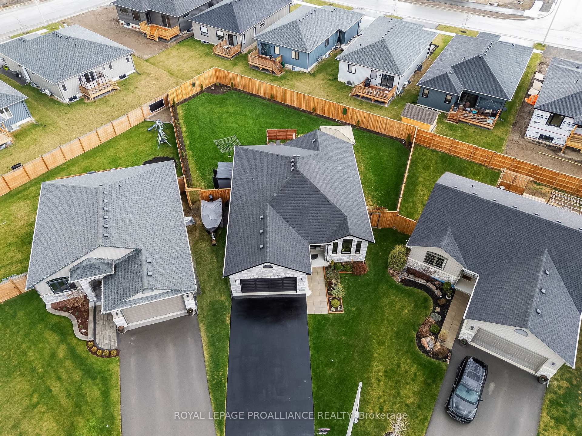 Photo 50 of 74 Deacon Place, Belleville, Belleville Ward — HOMEH