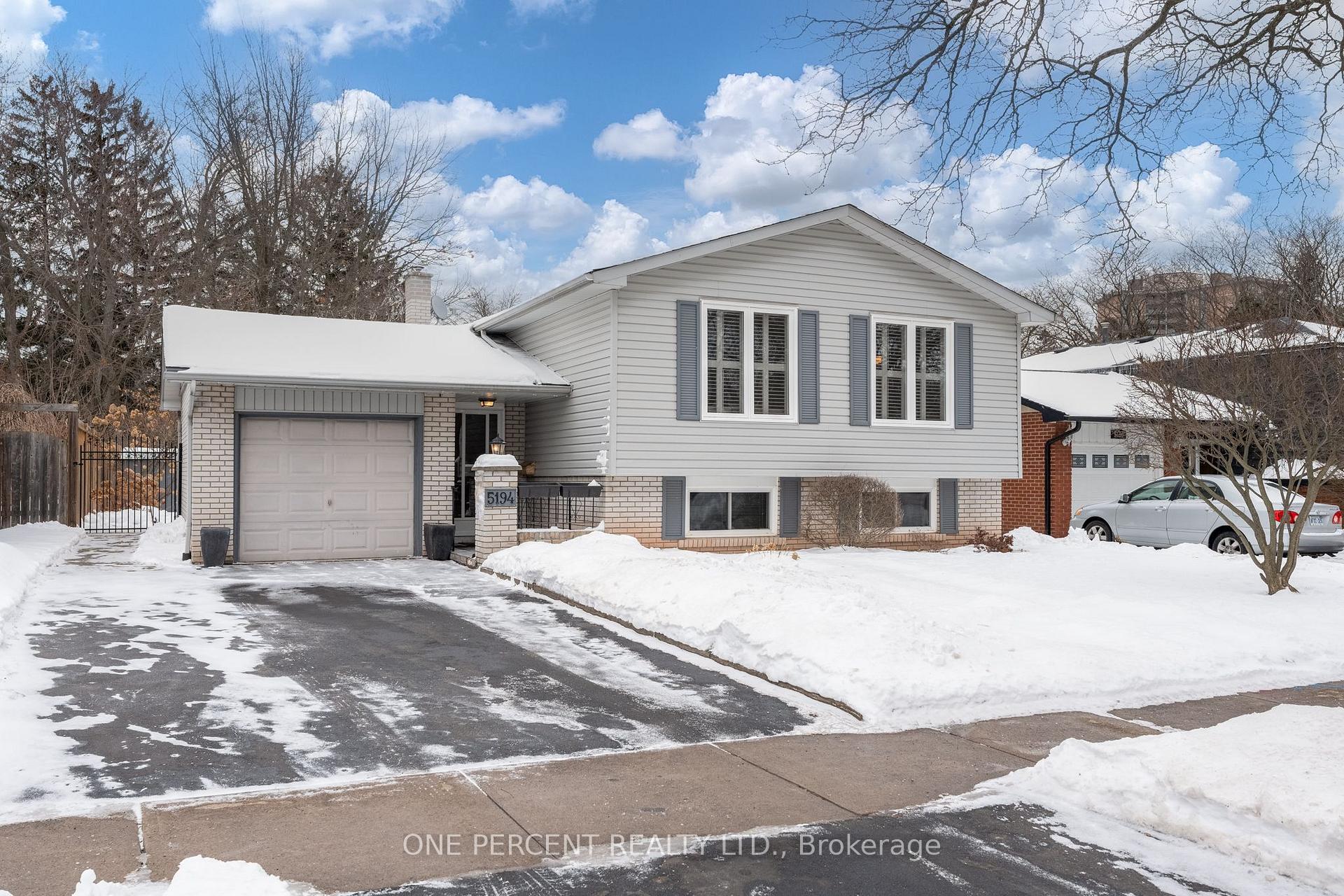 Photo 4 of 5194 Broughton Crescent, Burlington, Appleby — HOMEH