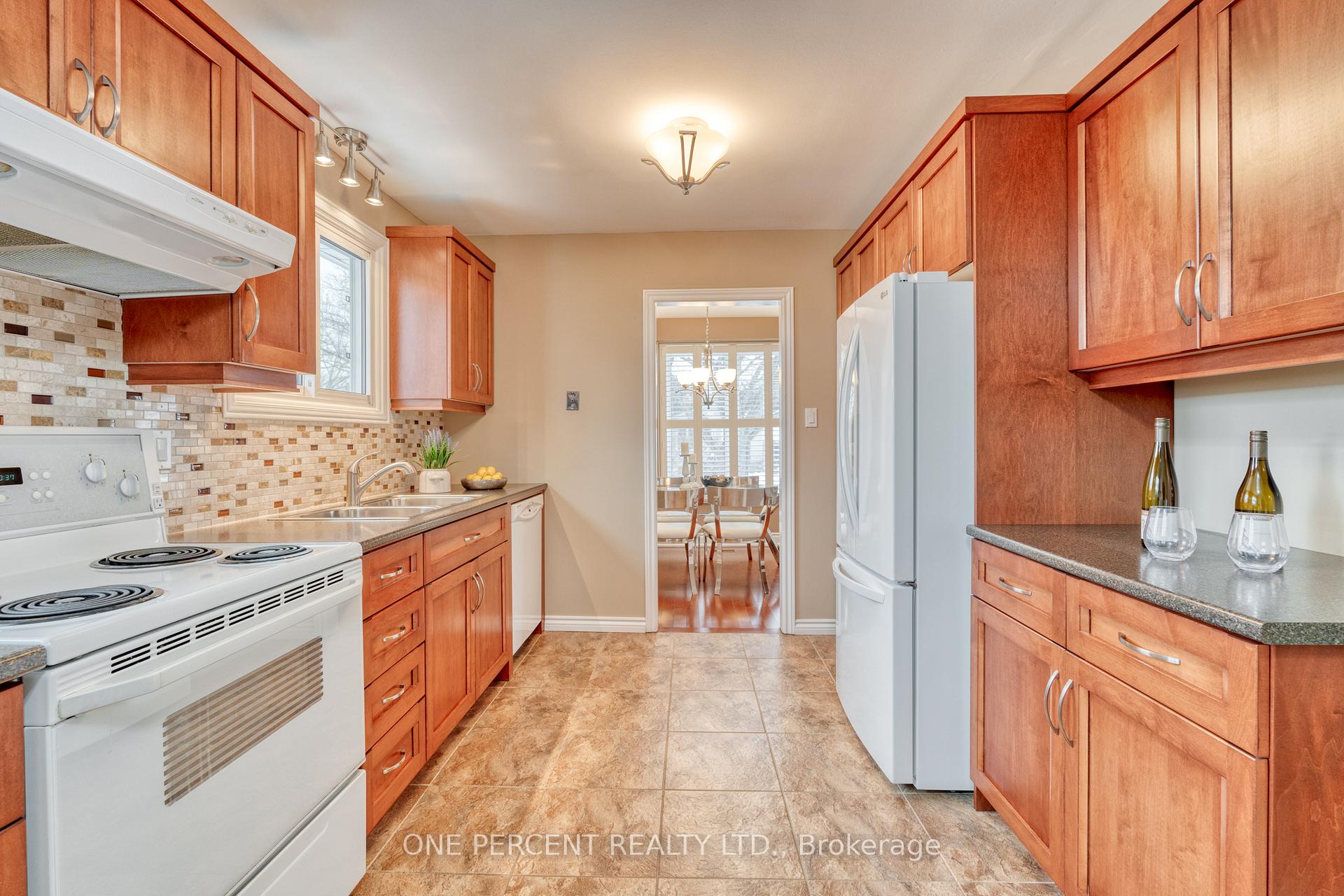 Photo 16 of 5194 Broughton Crescent, Burlington, Appleby — HOMEH