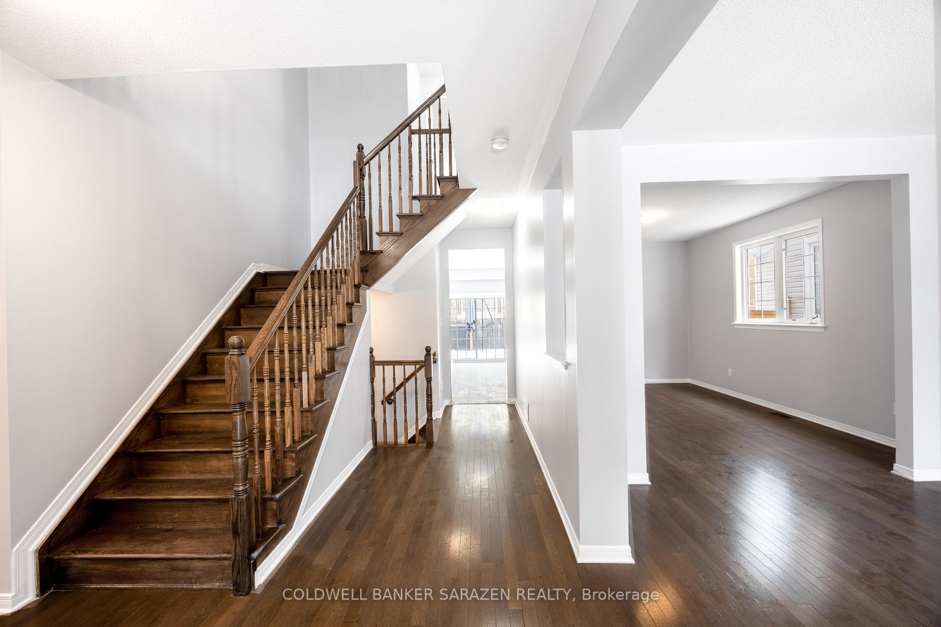 Photo 2 of 590 Pinawa Circle E, Ottawa, Barrhaven - Stonebridge — HOMEH