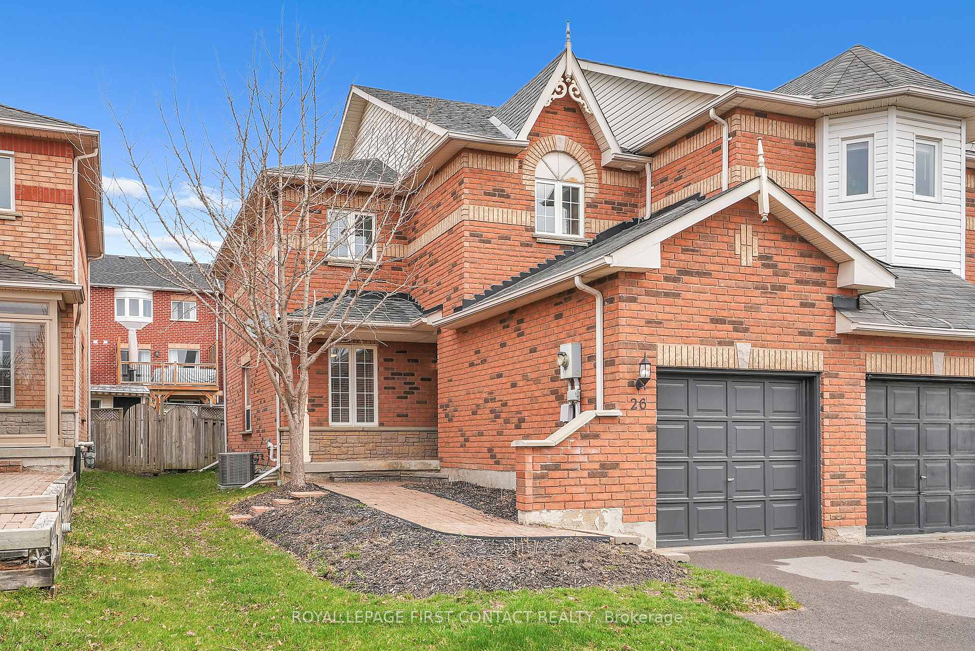 Photo 2 of 26 Drake Drive, Barrie, Painswick South — HOMEH