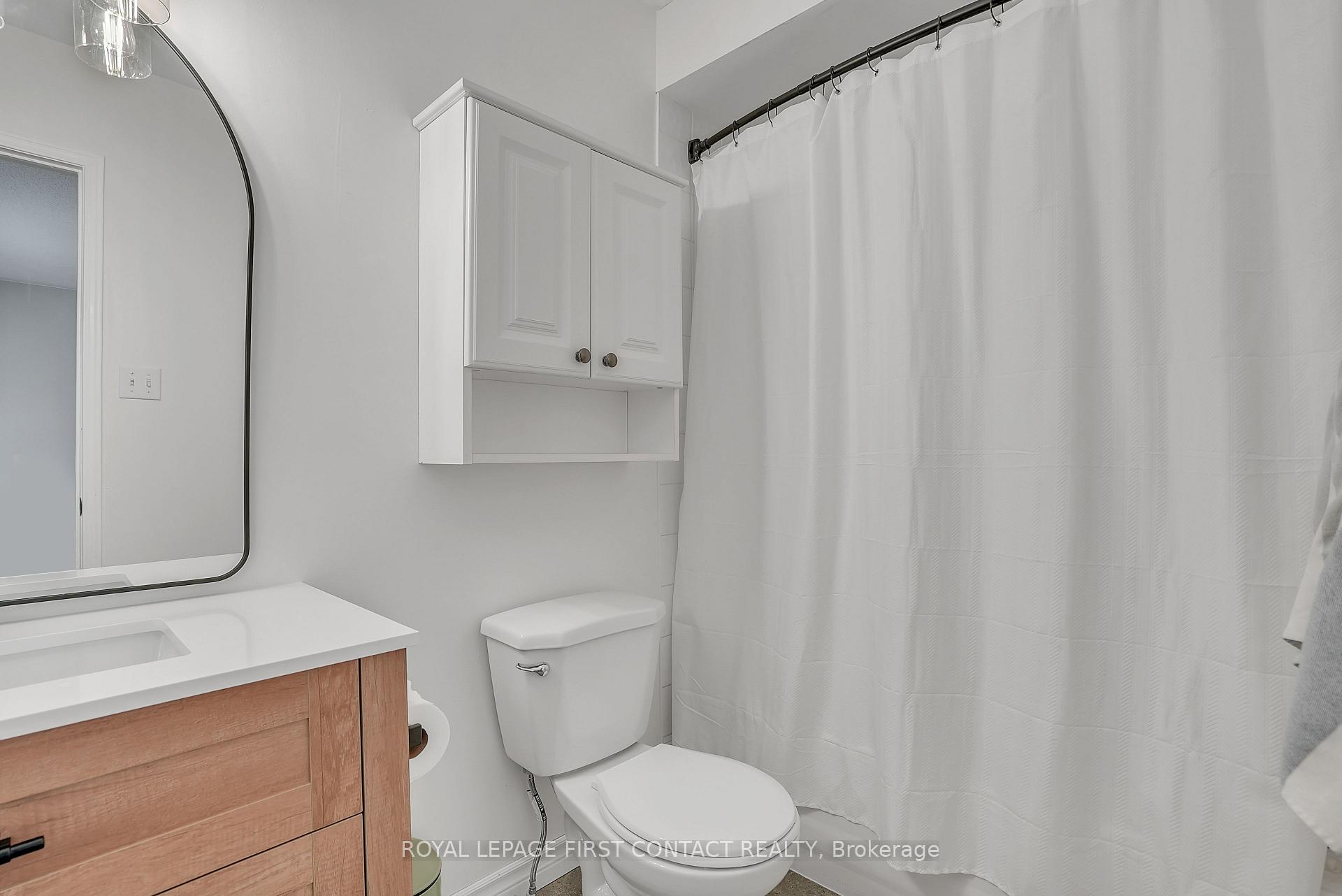 Photo 20 of 26 Drake Drive, Barrie, Painswick South — HOMEH
