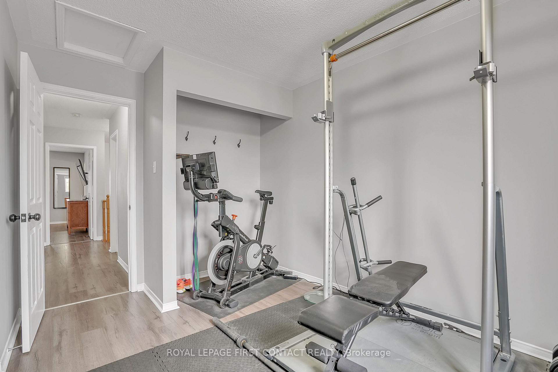 Photo 21 of 26 Drake Drive, Barrie, Painswick South — HOMEH