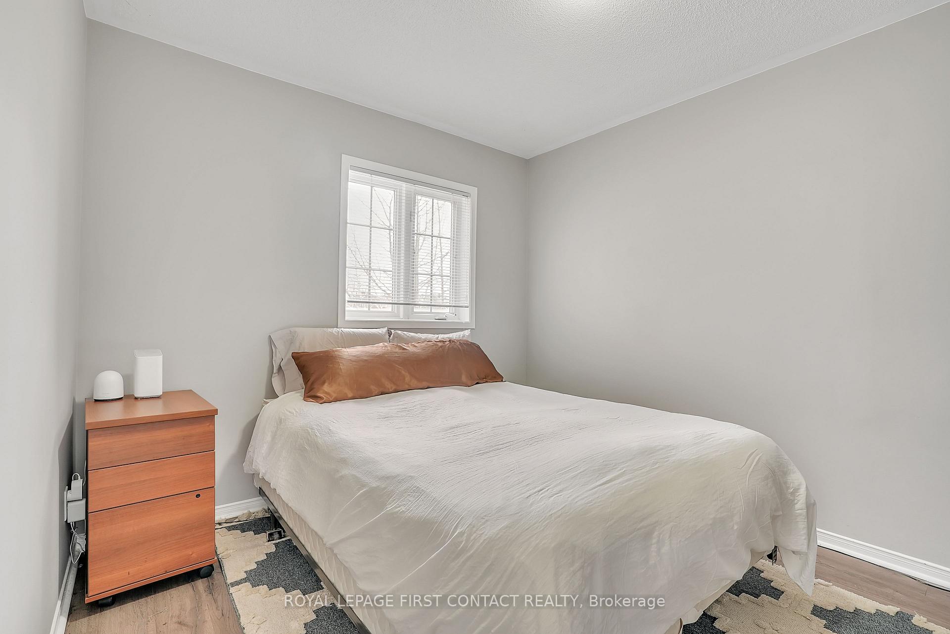 Photo 24 of 26 Drake Drive, Barrie, Painswick South — HOMEH