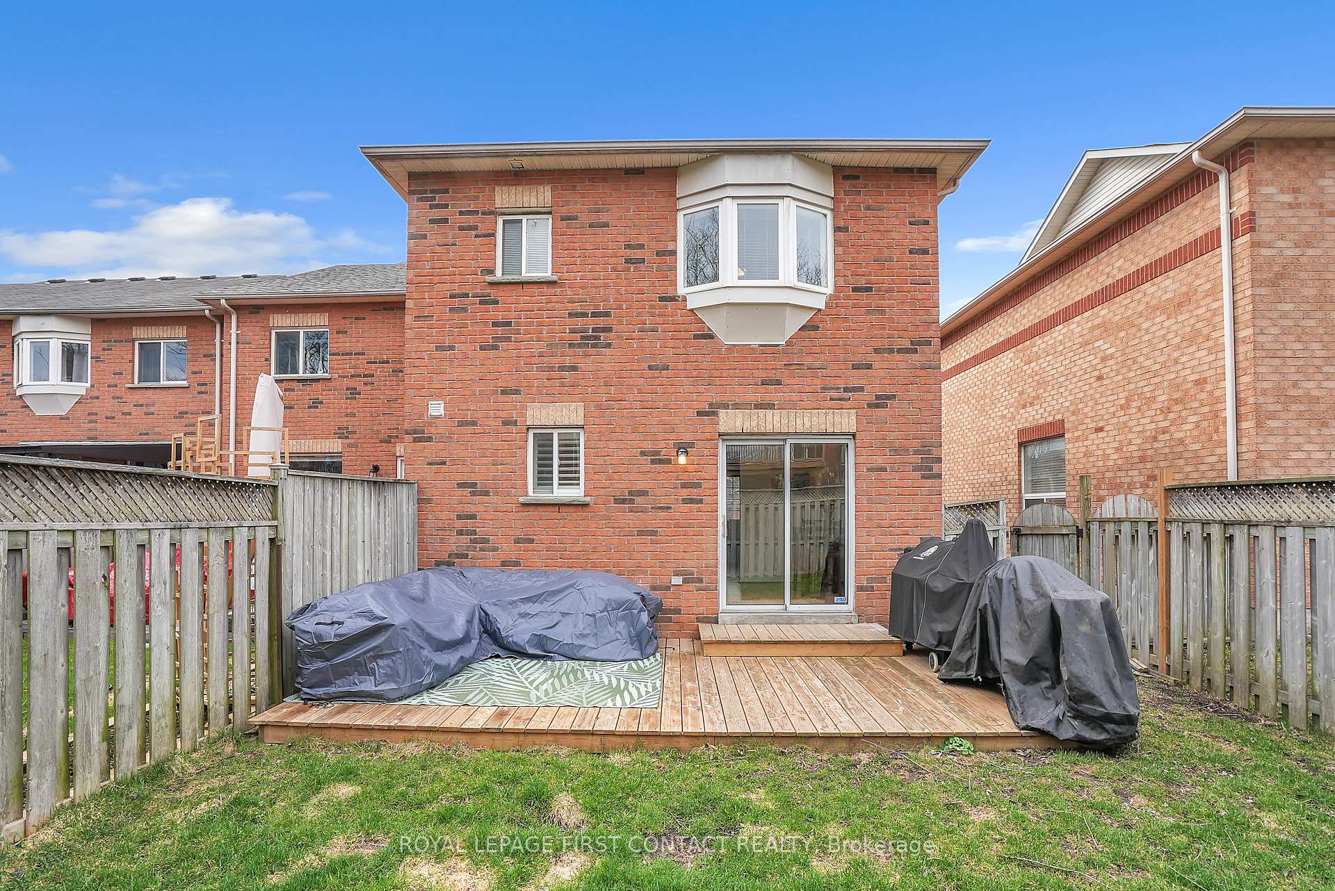 Photo 33 of 26 Drake Drive, Barrie, Painswick South — HOMEH