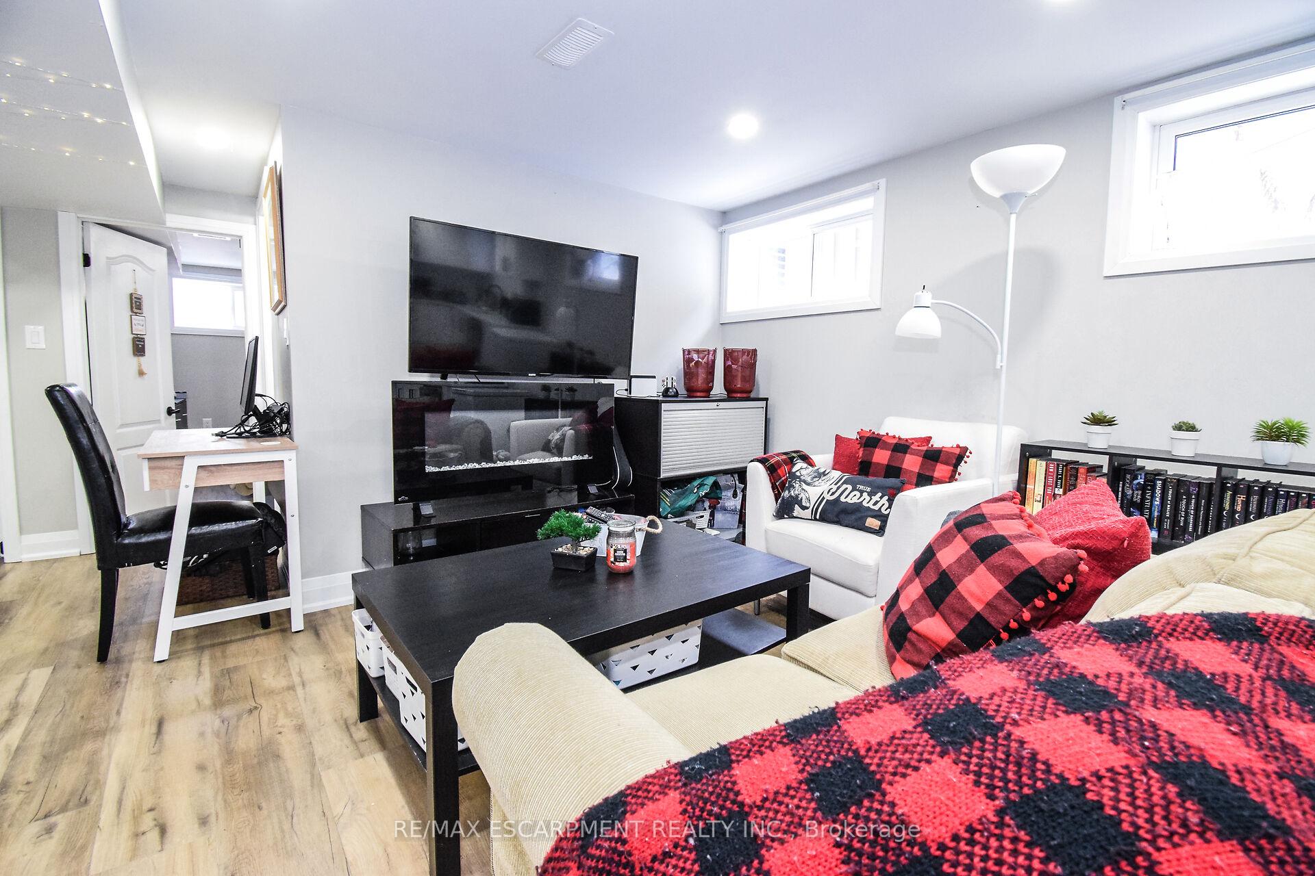 Photo 35 of 176 East 43RD Street, Hamilton, Sunninghill — HOMEH