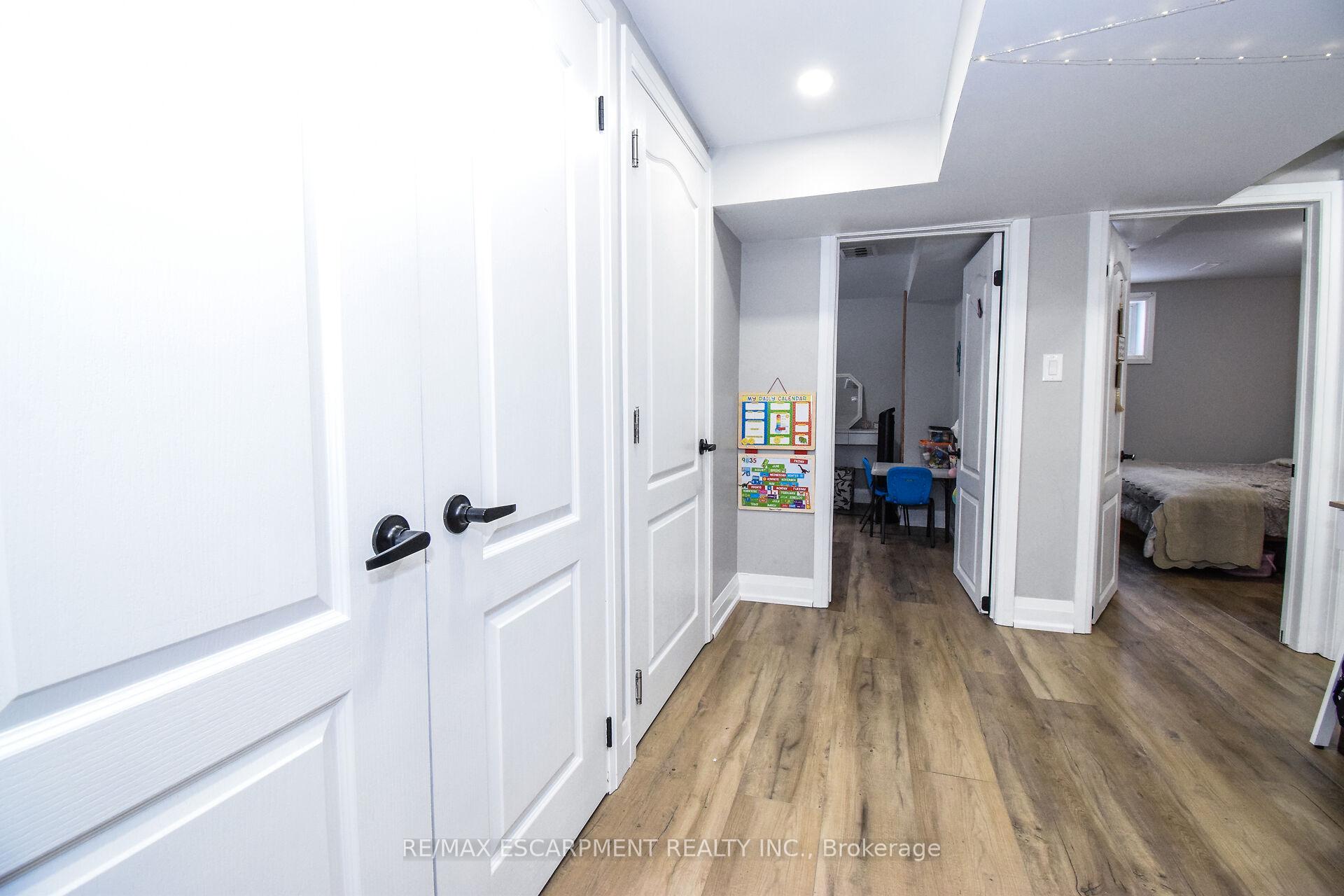 Photo 36 of 176 East 43RD Street, Hamilton, Sunninghill — HOMEH