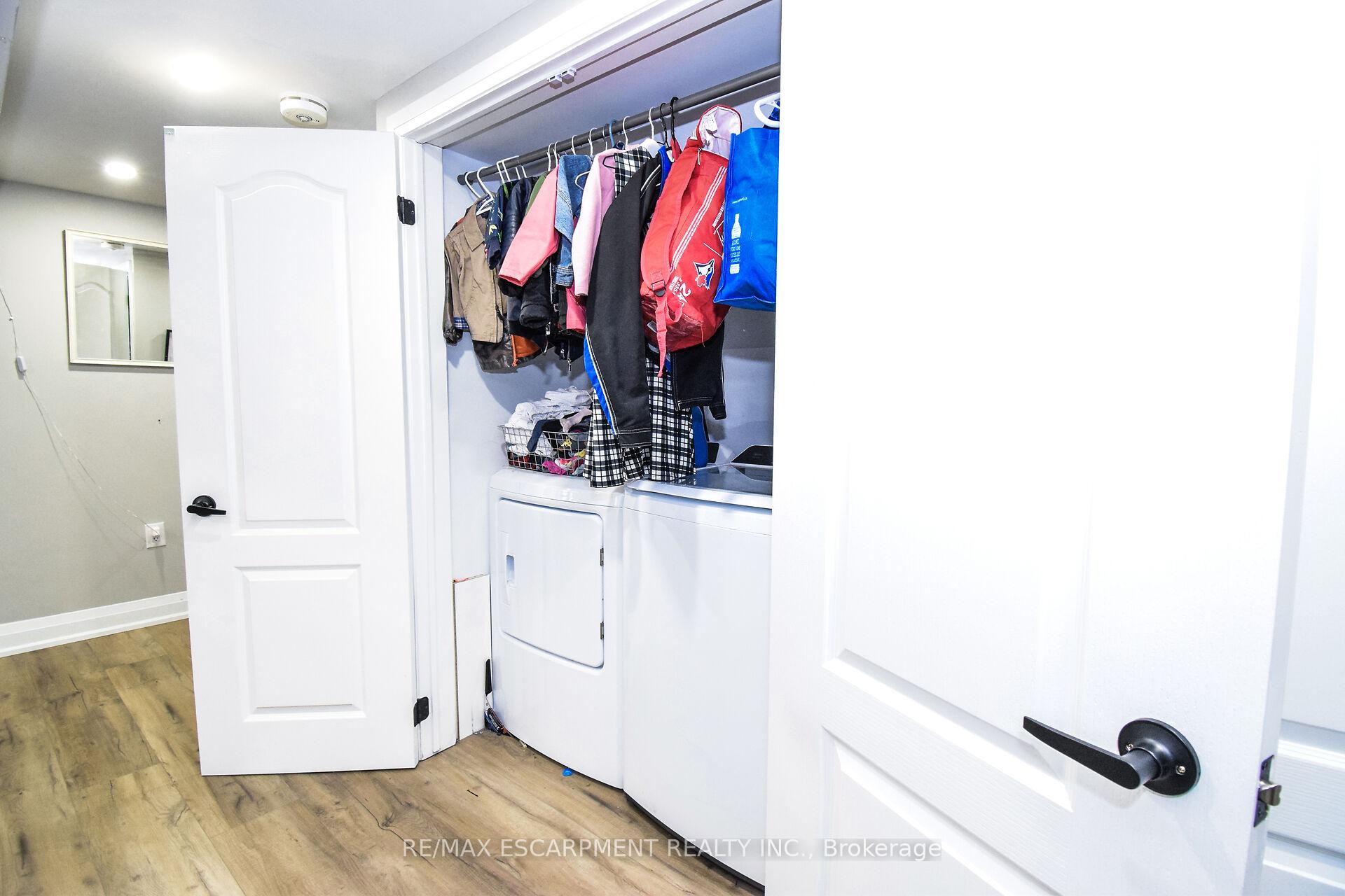 Photo 44 of 176 East 43RD Street, Hamilton, Sunninghill — HOMEH