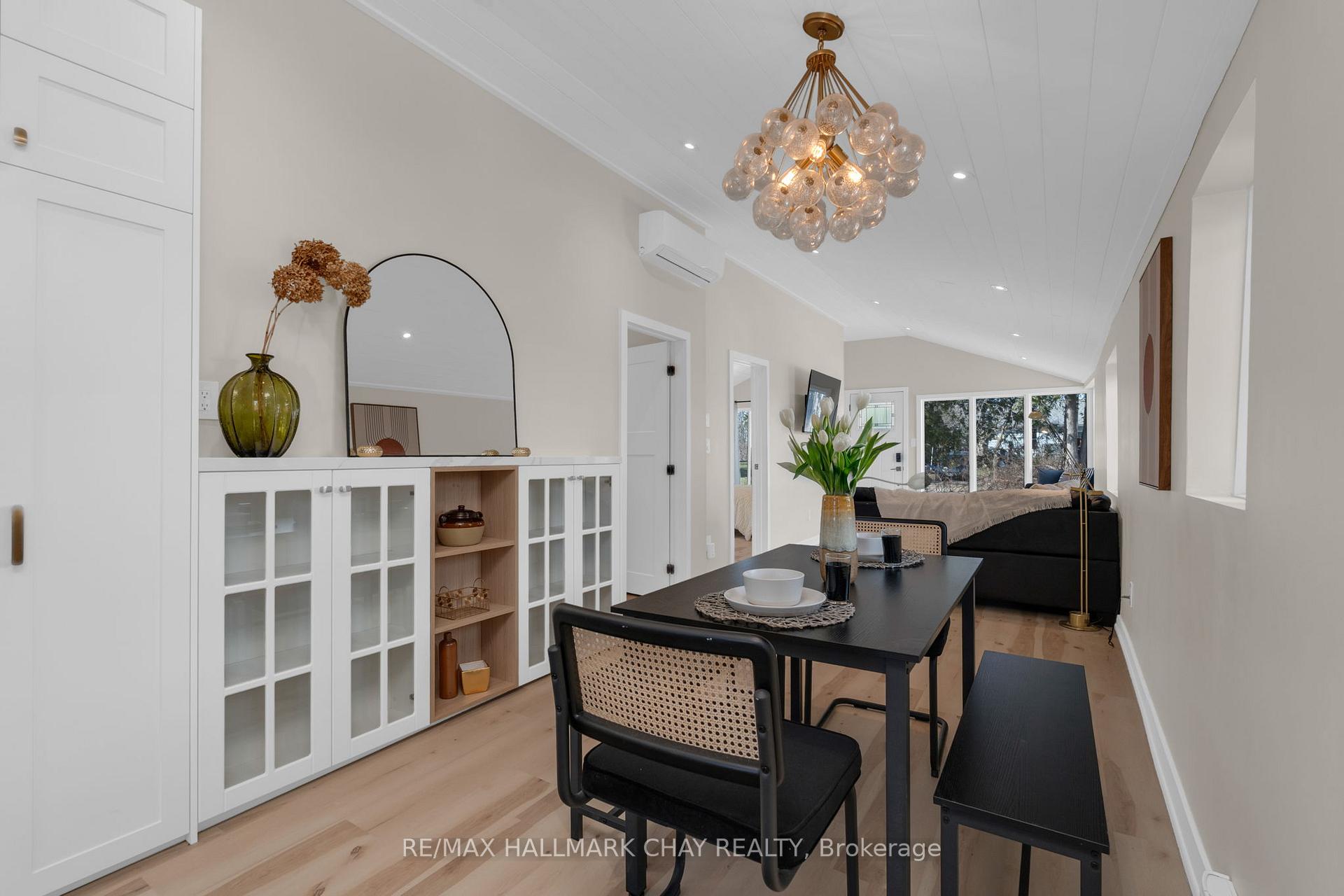 Photo 9 of 207 Southview Road, Barrie, South Shore — HOMEH