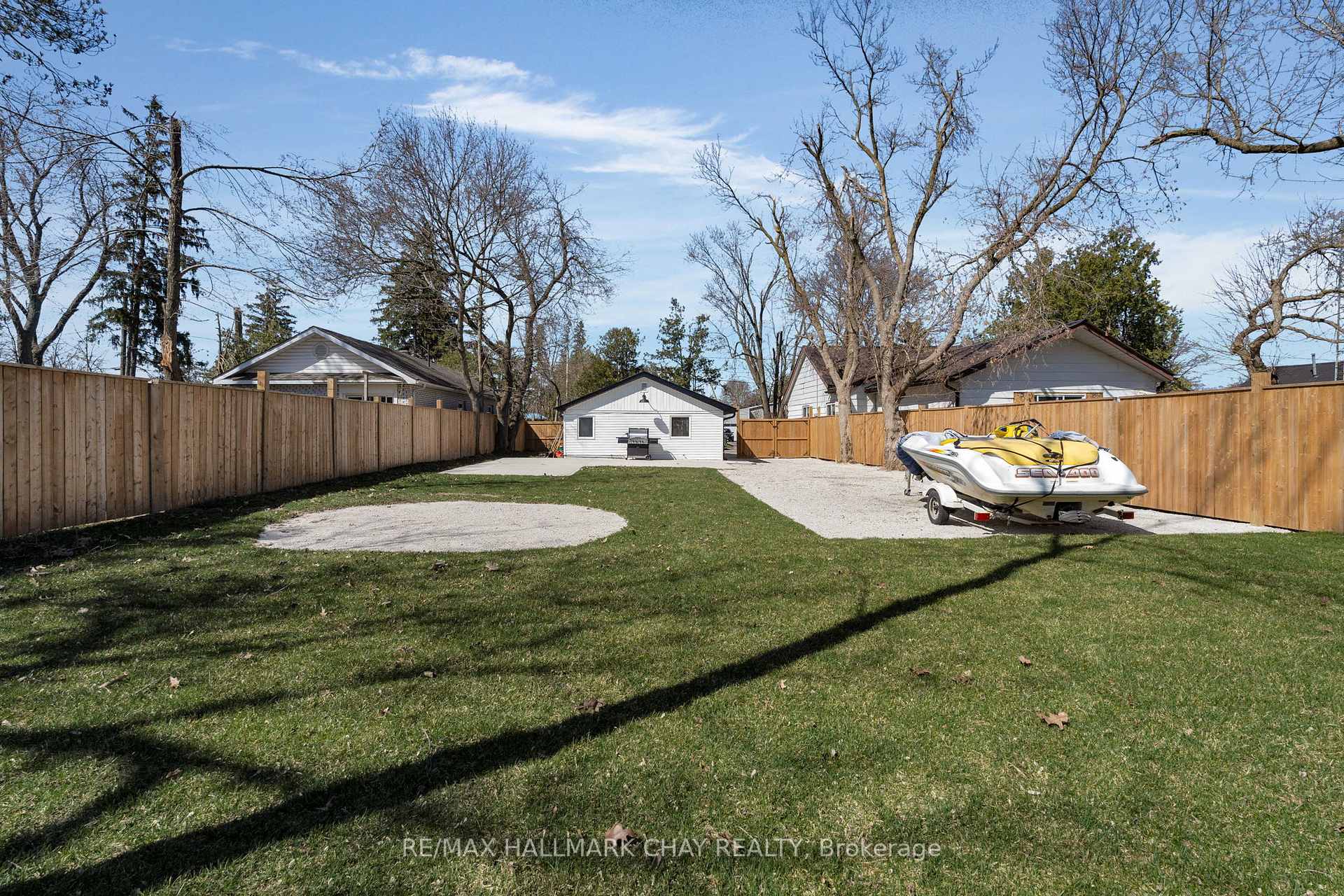 Photo 23 of 207 Southview Road, Barrie, South Shore — HOMEH