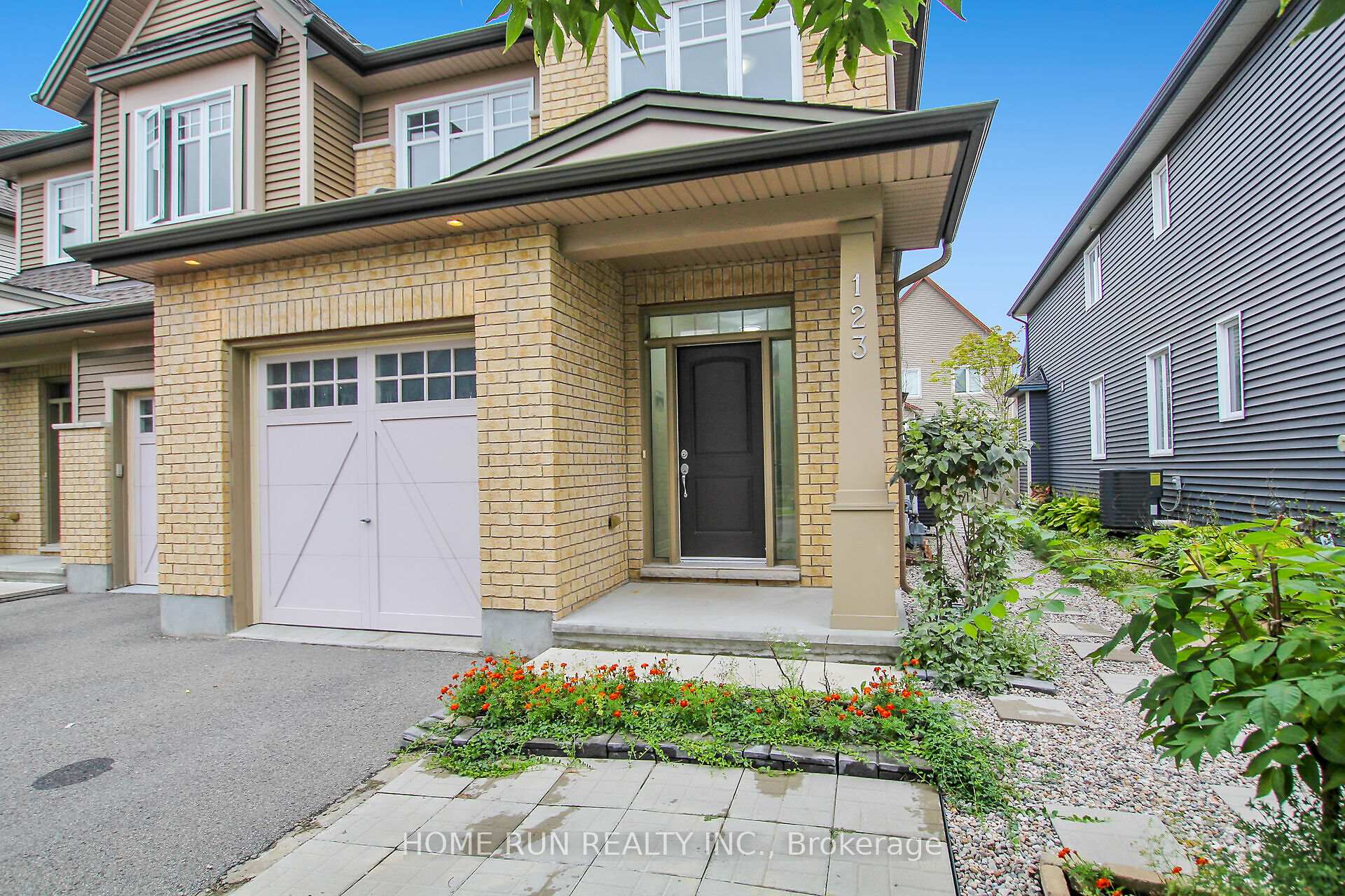 Photo 2 of 123 Highbury Park Drive, Ottawa, Barrhaven - Longfields — HOMEH